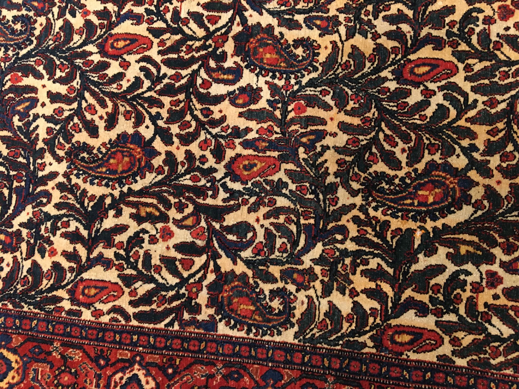 Detail e: Hochfeiner Senneh "Multicolor-Haftrang" antik (Mehrfarbige Seidenkette), Nordwestpersien, 19.Jhd., Korkwolle geknüpft auf bunte ...