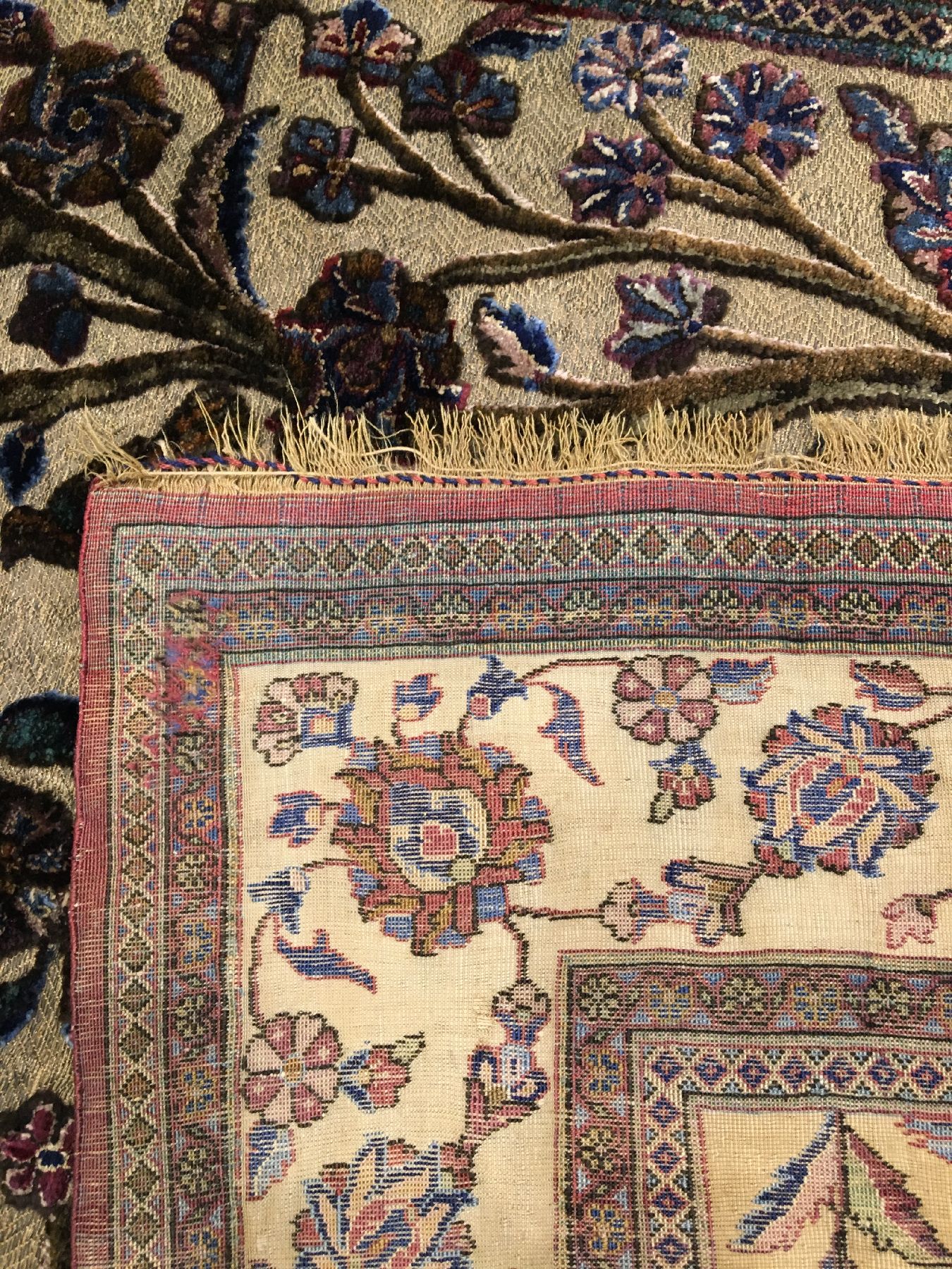 Detail i: Feiner metallbroschierter Seiden Keschan "Souf" antik (Lebensbaum-Vasen Design), Zentralpersien, 19.Jhd., reine Naturseide geknüpft auf ...
