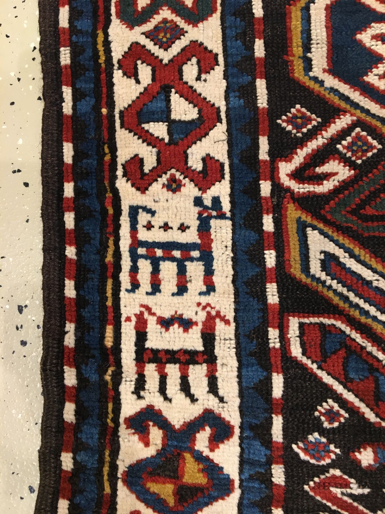 Detail g: Lenkoran antik, Südkaukasus, 19.Jhd., Wolle geknüpft auf Wolle. Typischer Lenkoran aus dem Karabagh-Gebiet mit Riesenpalmetten. Unterschiedliche ...