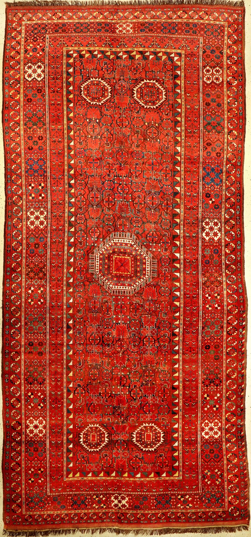 Großer Beschir "Hauptteppich" antik, Turkmenistan Amu-Darja Region, Ende 19.Jhd., Wolle geknüpft auf Ziegenhaar. Großer Hauptteppich ...