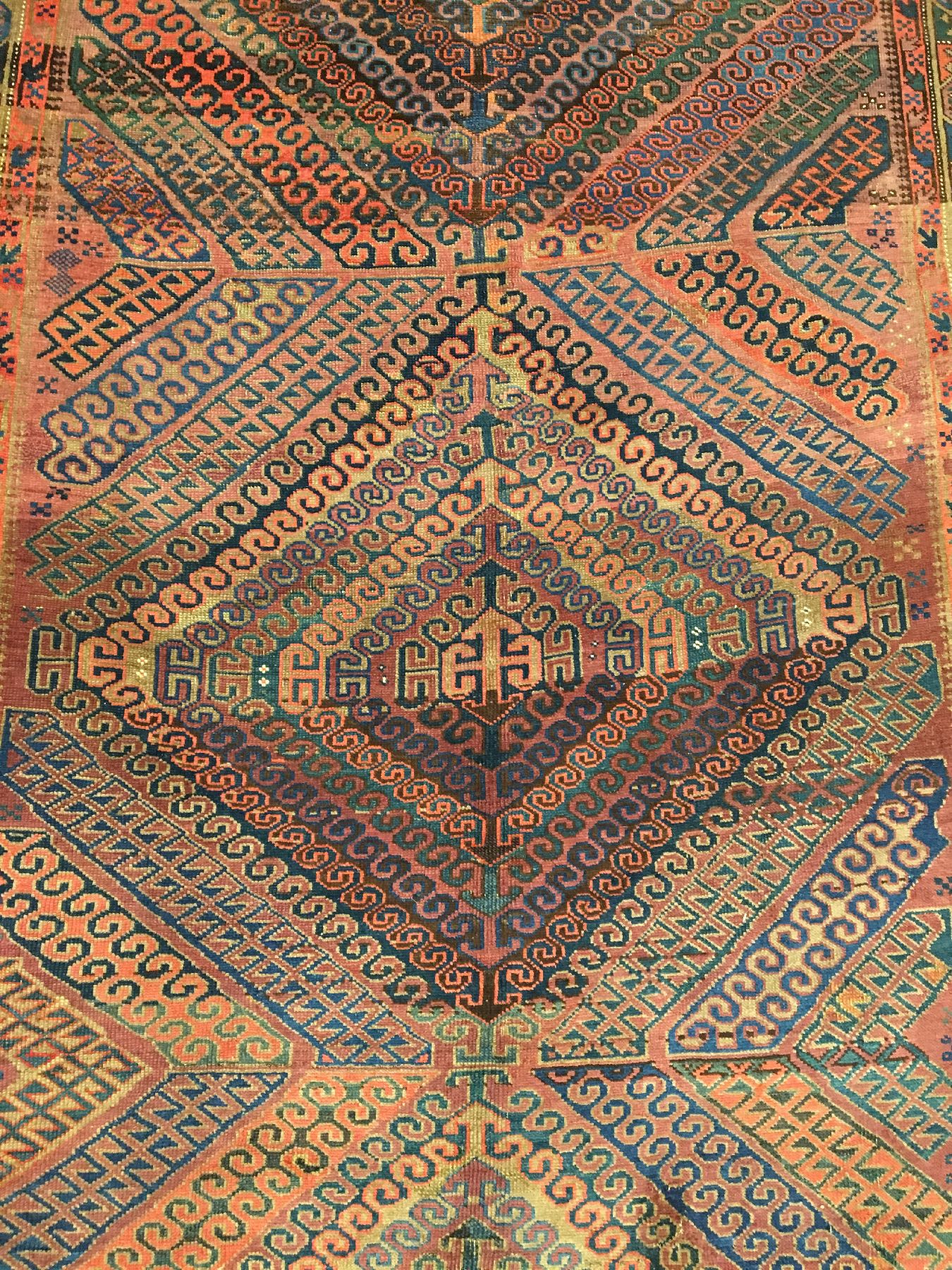 Detail c: Feiner Belutsch "Muschwani-Stamm" antik, Nordostpersien, Ende 19.Jhd., Wolle geknüpft auf Wolle. Feiner Belutsch mit hellen Farben und ...