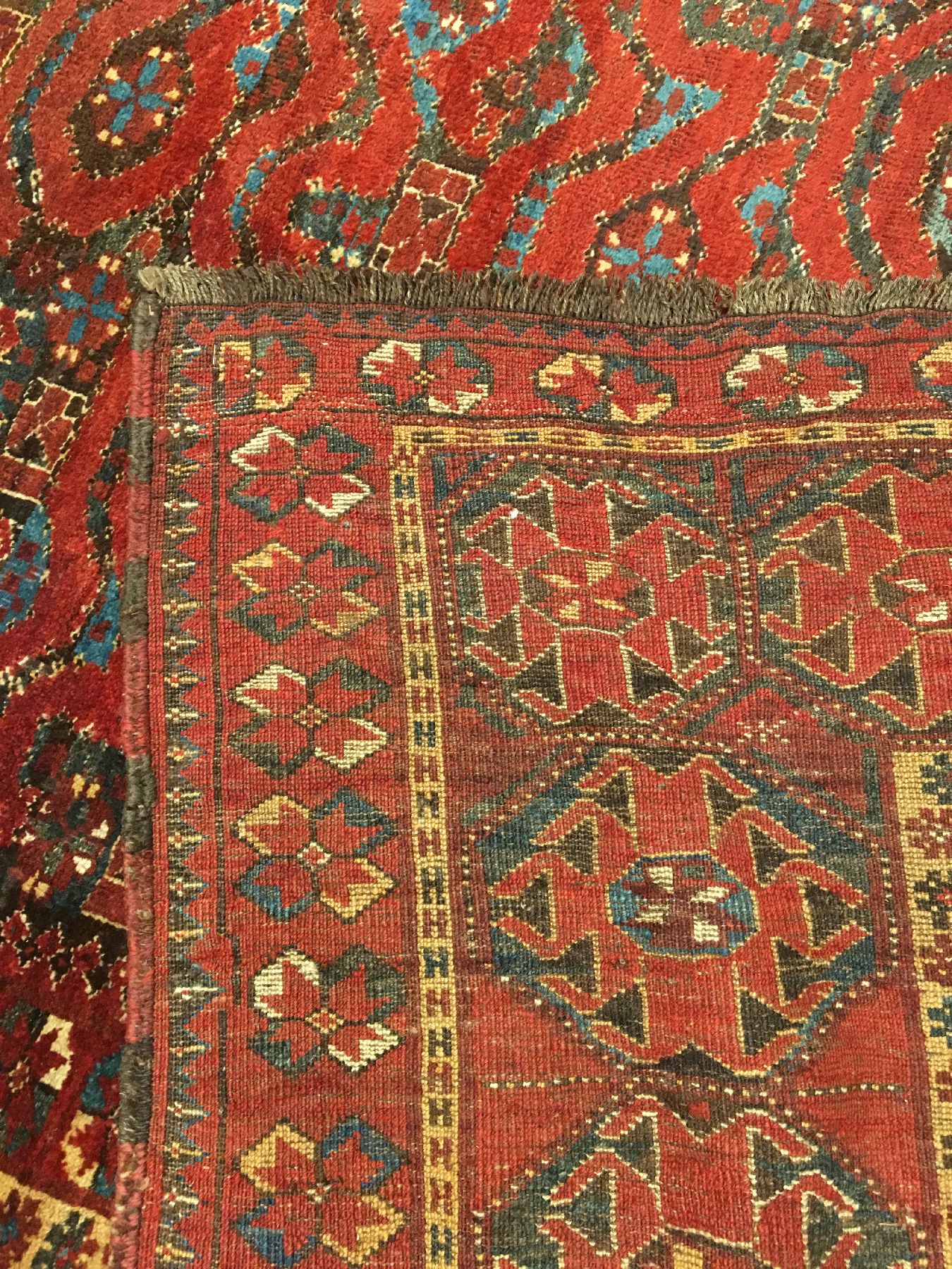 Detail g: Großer Wolkenband-Beschir "Hauptteppich" antik, Turkmenistan Amu-Darja Region, 19.Jhd., Wolle geknüpft auf Ziegenhaar/Wolle. Seltener ...