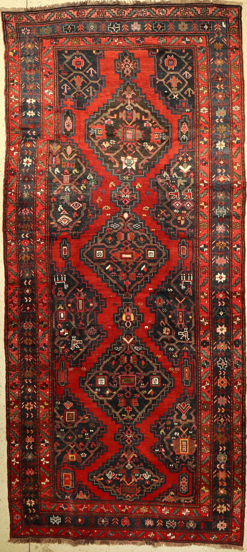 Karabagh "Kelley" alt, Kaukasus, um 1930, Wolle auf Wolle, ca. 420 x 190 cm, seltenes Format, EHZ: 2-3