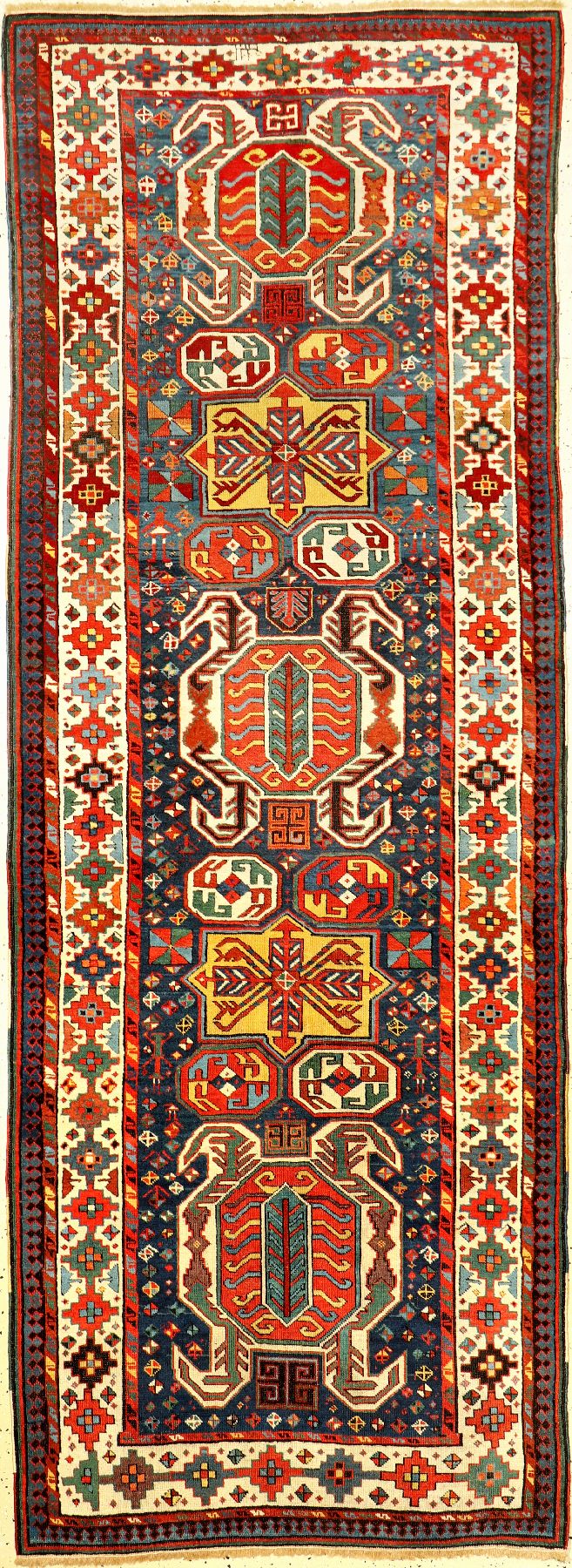 Talisch-Lenkoran antik, Südostkaukasus Talisch-Region, 19.Jhd., (unleserliche Datierung), Wolle geknüpft auf Wolle. Seltener und Farbenprächtiger ...