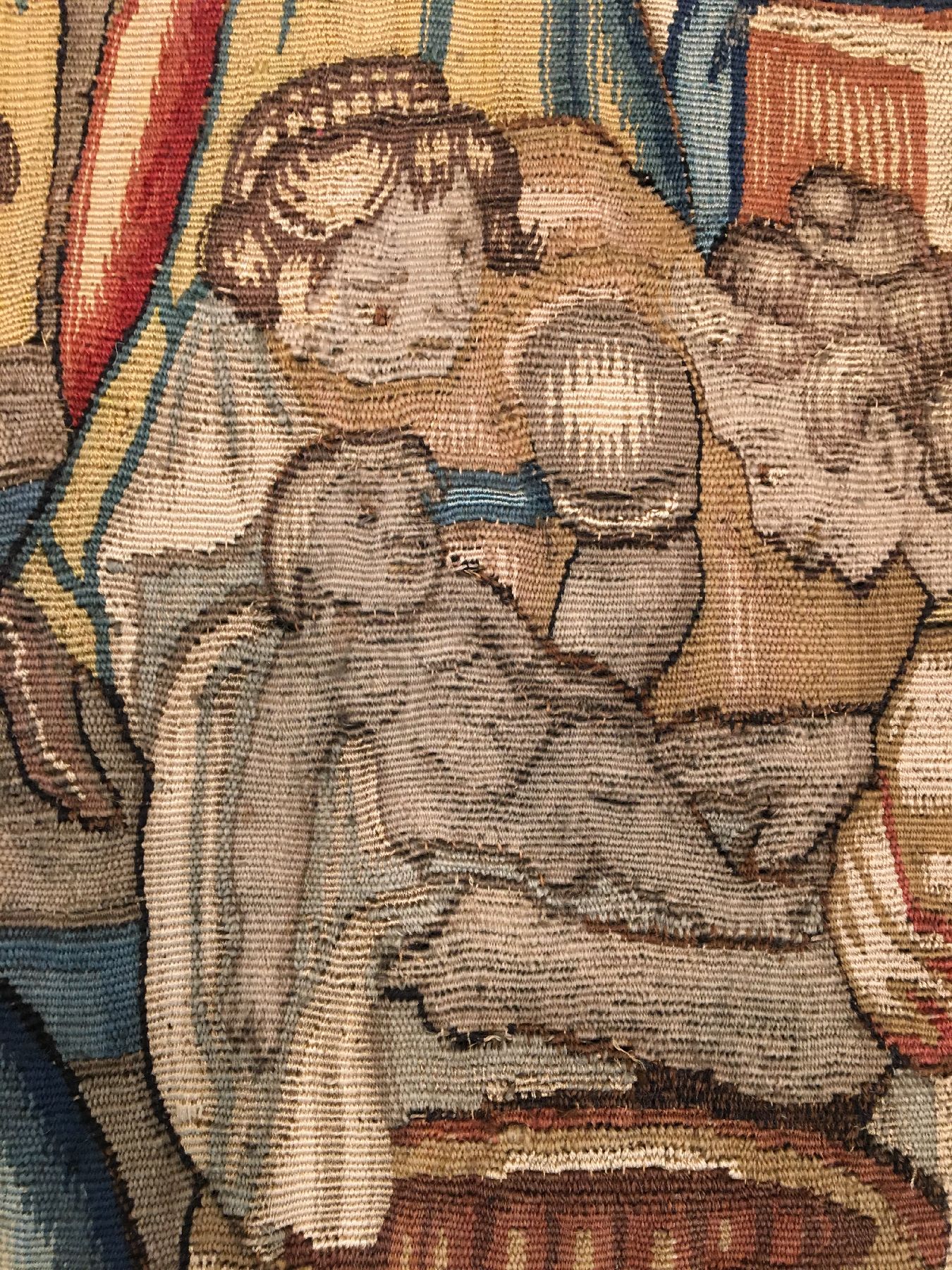 Detail c: Feine Brüsseler "Tapisserie" antik (Fragment), Flandern, 16.Jhd., Wolle mit Seide. Frühe und feine Tapisserie in erstklassigen Farben. ...