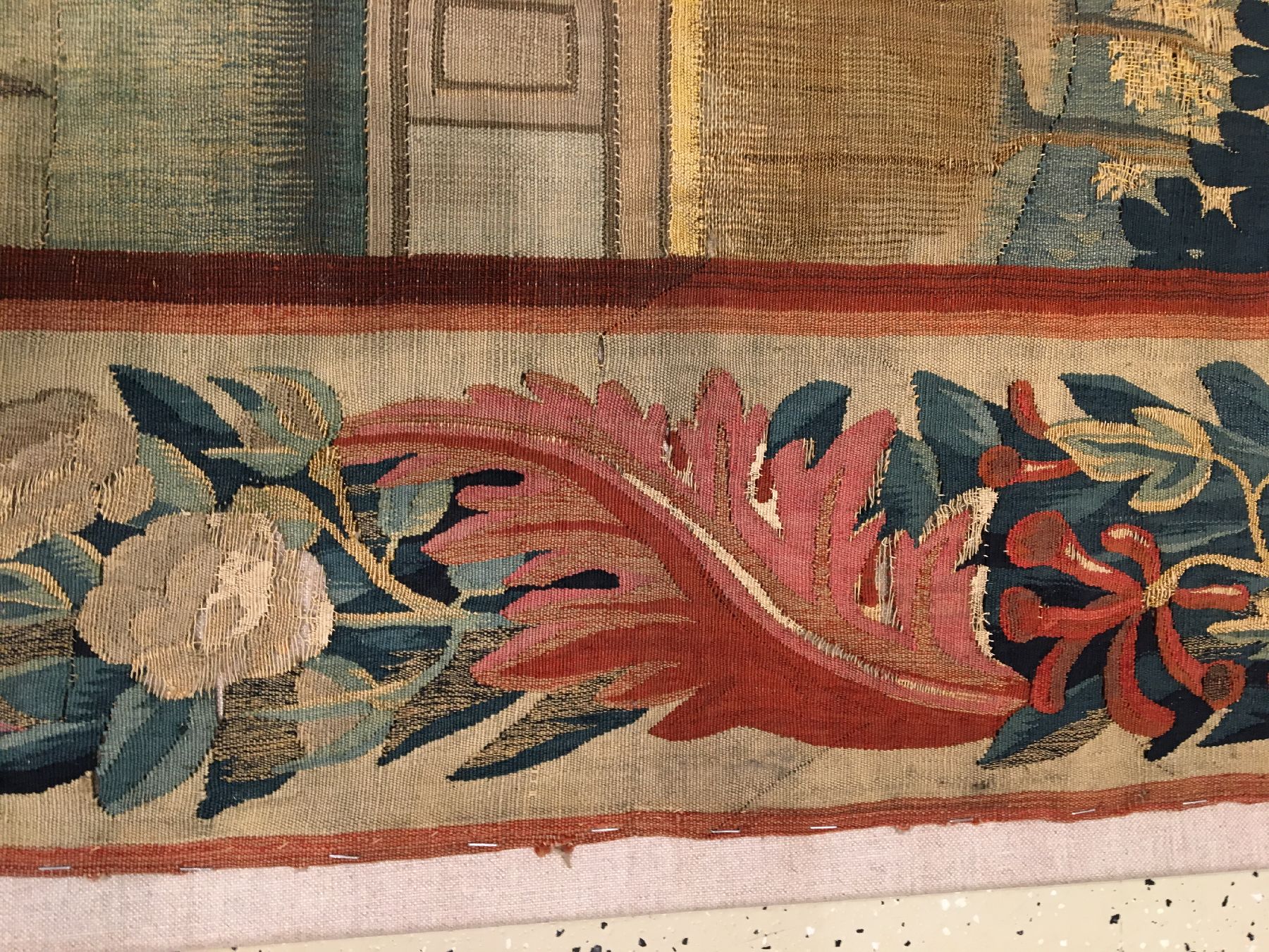 Detail h: Sehr feine Brüsseler "Tapisserie" antik (Fragment), Flandern, 16.Jhd., Wolle mit Seide. Bemerkenswerte feine Arbeit aus den Brüsseler ...