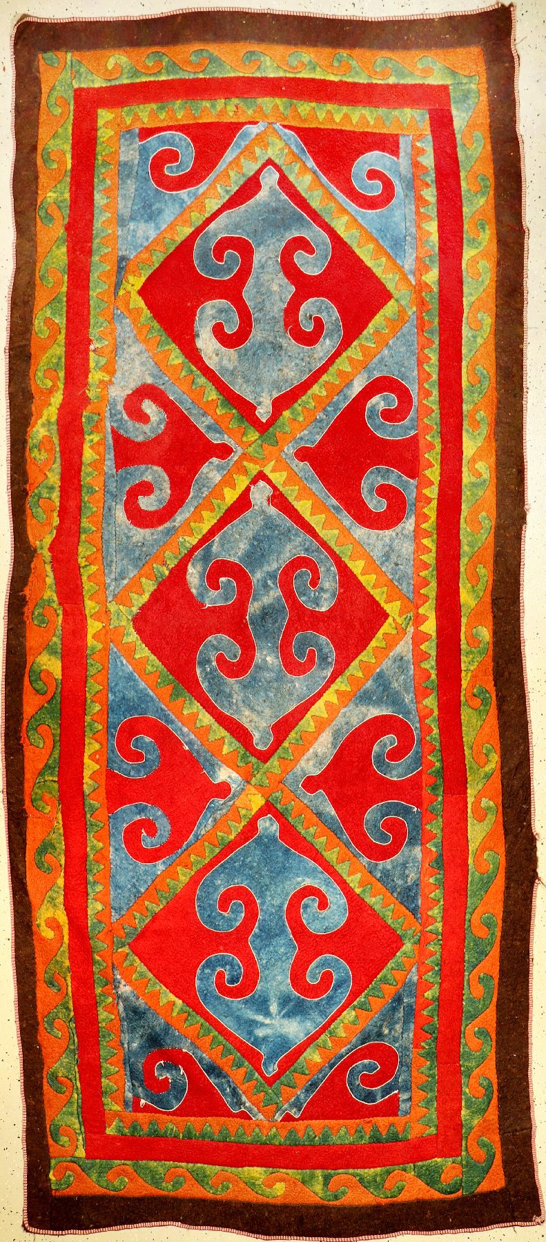 Seltener Kirgisischer Shyrdak "Filzteppich" antik, Kirgisistan, Ende 19.Jhd., Filz. Hochdekorativer Filzteppich der Kirgisen mit ...