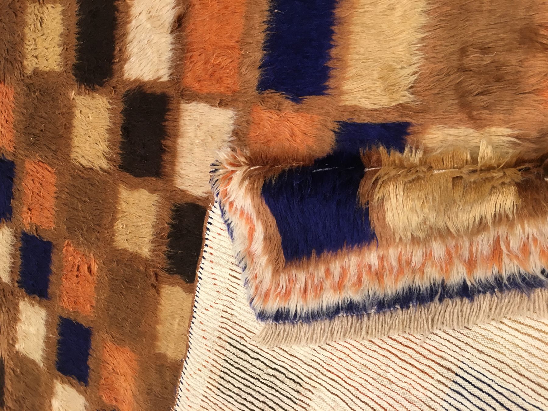 Detail f: Bachtiari Gabbeh alt (Checkers-Board), Westliches Zentralpersien, um 1930, Wolle geknüpft auf Wolle mit weißen Baumwollschüßen. Seltener Gabbeh ...