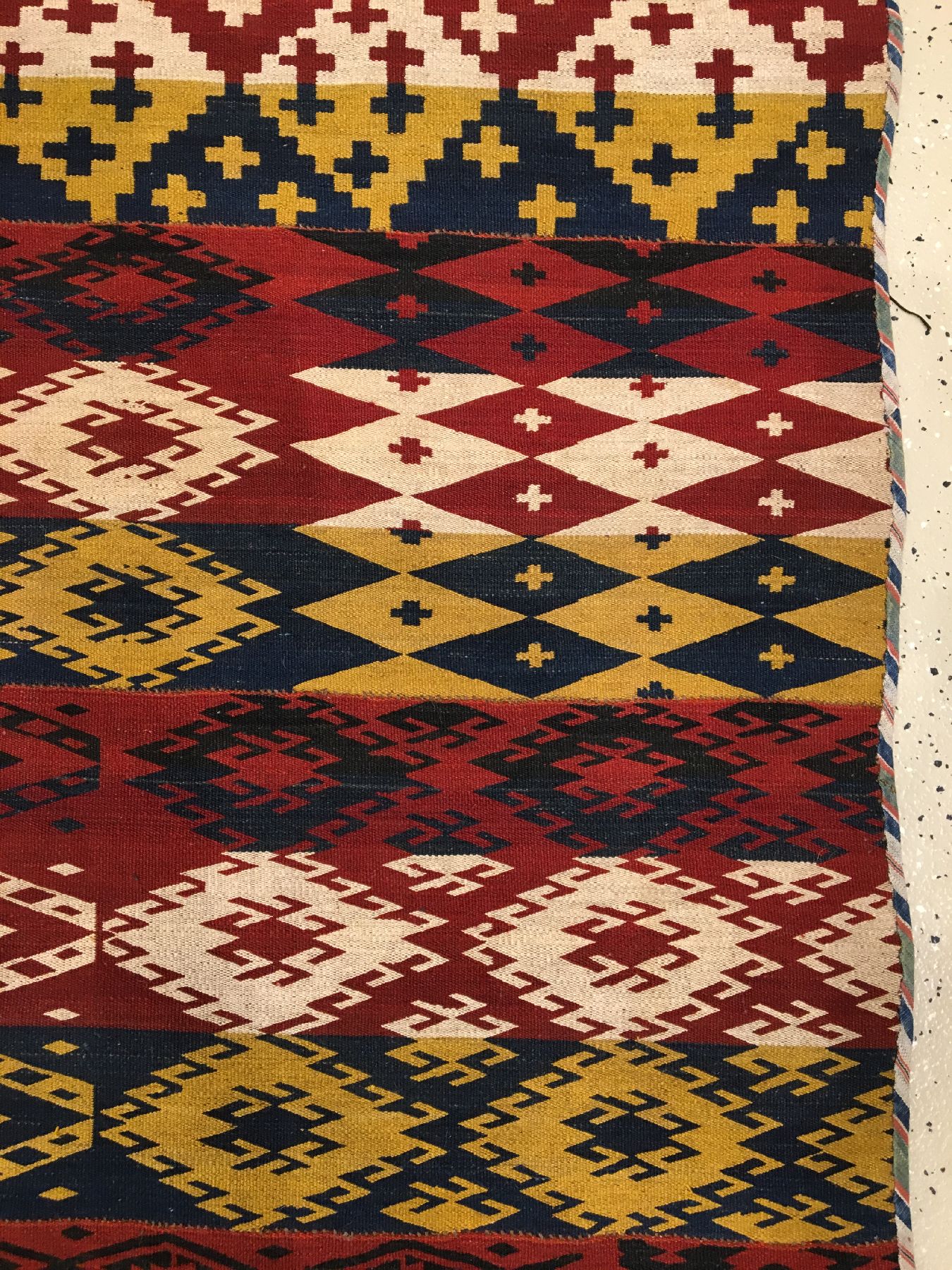 Detail h: Ghudjeri "Flachgewebe" alt, Usbekistan, um 1920/1930, Wolle geknüpft auf Wolle. Dekorativer Ghudjeri mit charakteristischer Ornamentik, ...