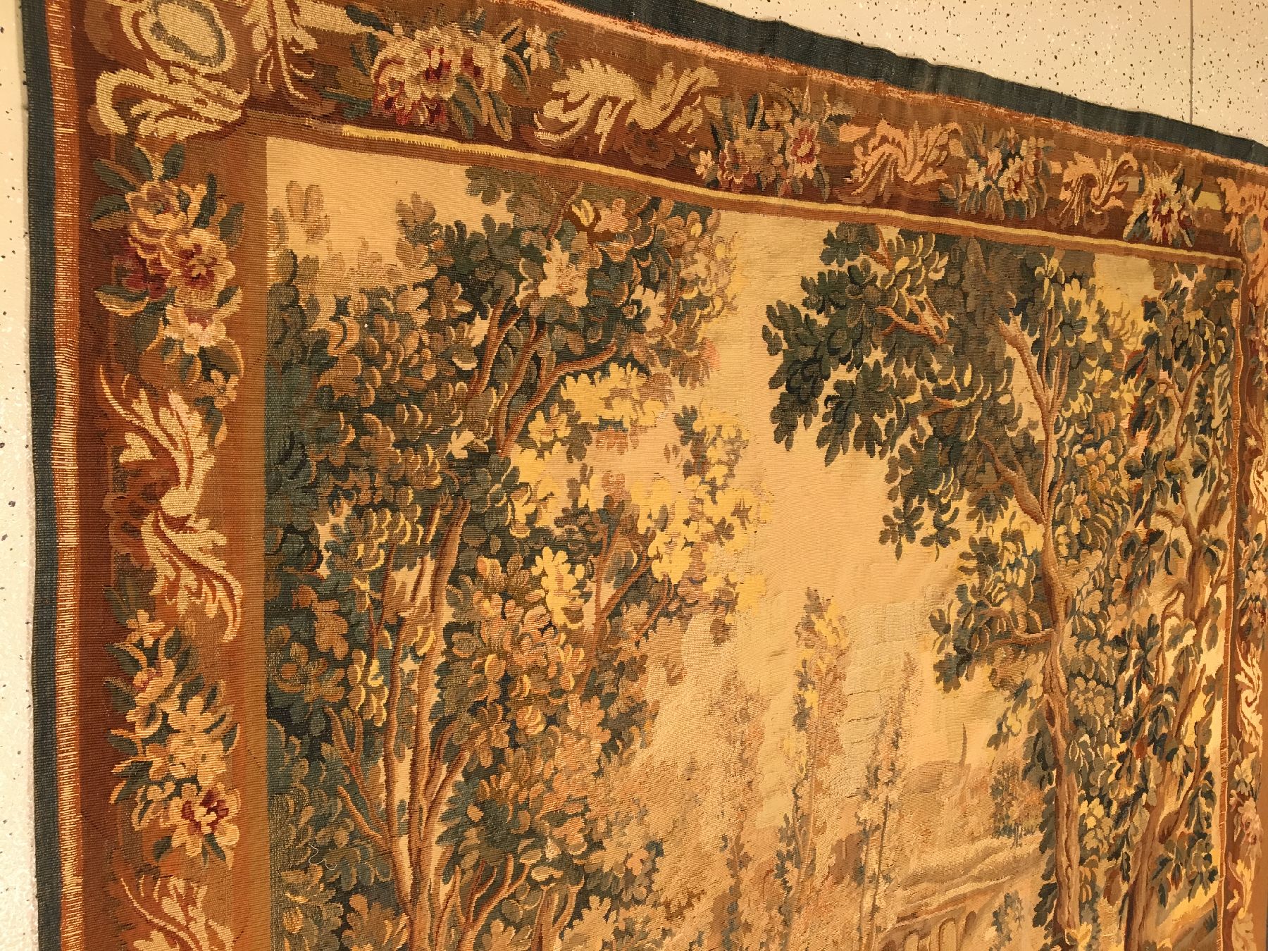 Detail f: Aubosson "Tapisserie" antik, Frankreich, 19.Jhd., Wolle mit Seide. Französische Tapisserie aus den Werkstätten von Aubosson. Dekorativ, ...