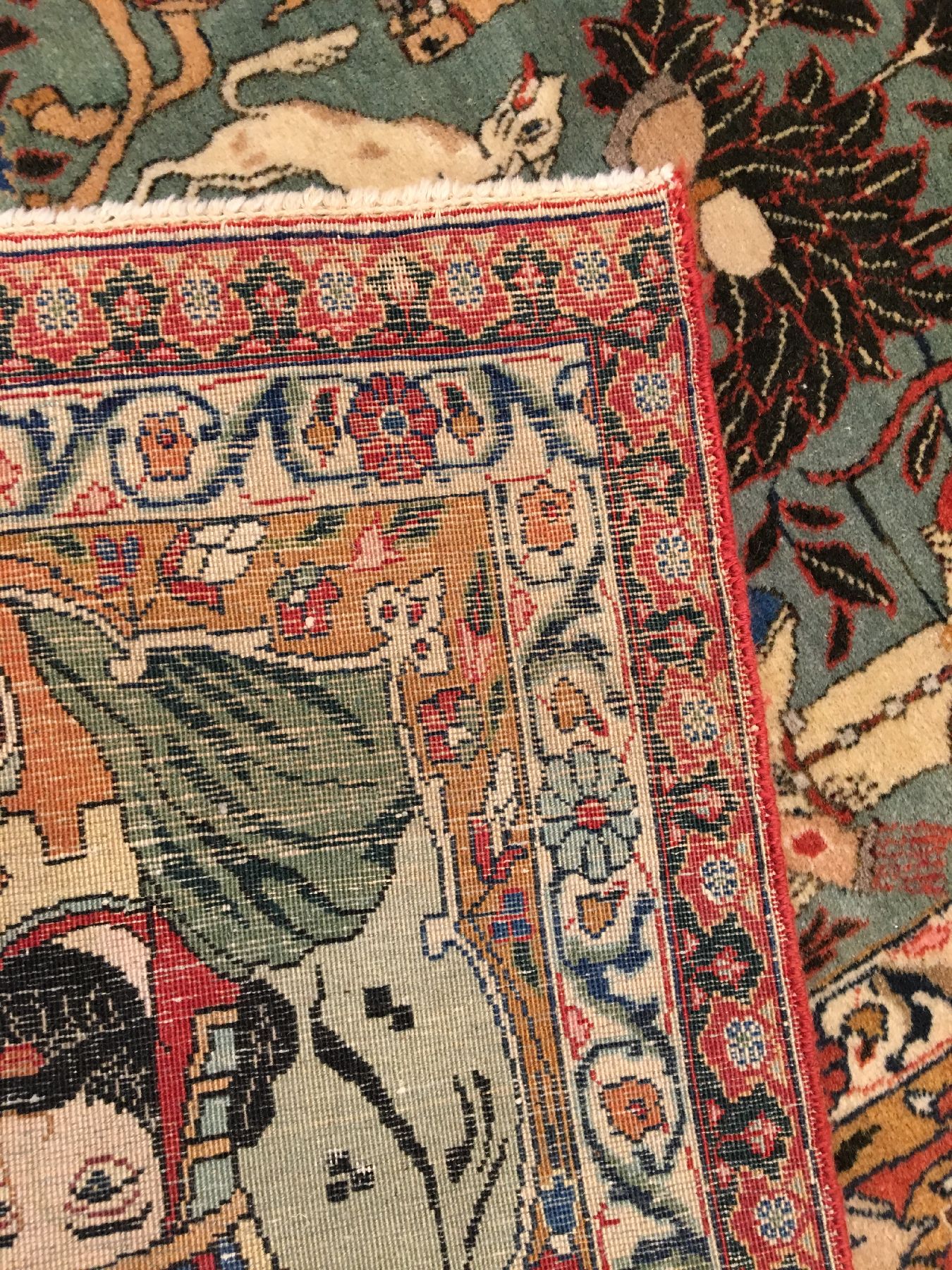 Detail i: Seltener großer grüner Täbriz alt (Geschichte aus dem alten Testament: Jakob), Nordwestpersien, um 1930, Korkwolle geknüpft auf Baumwolle. ...