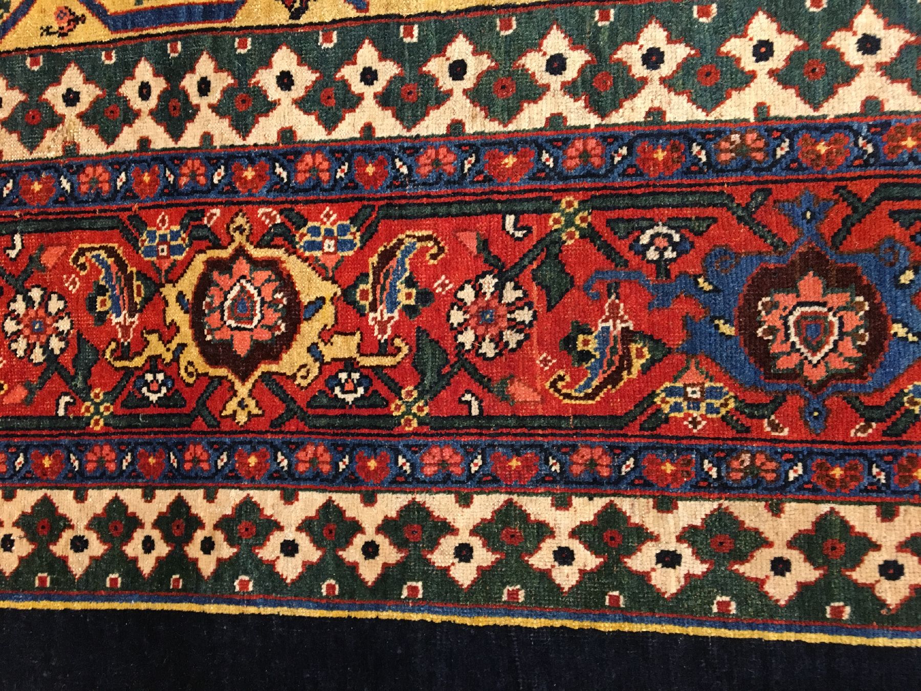 Detail h: Seltener feiner Bidjar antik, Nordwestpersien, 1.Hälfte 19.Jhd., Korkwolle geknüpft auf Wolle. Hochdekorativer Bidjar mit Medaillon und gelben ...