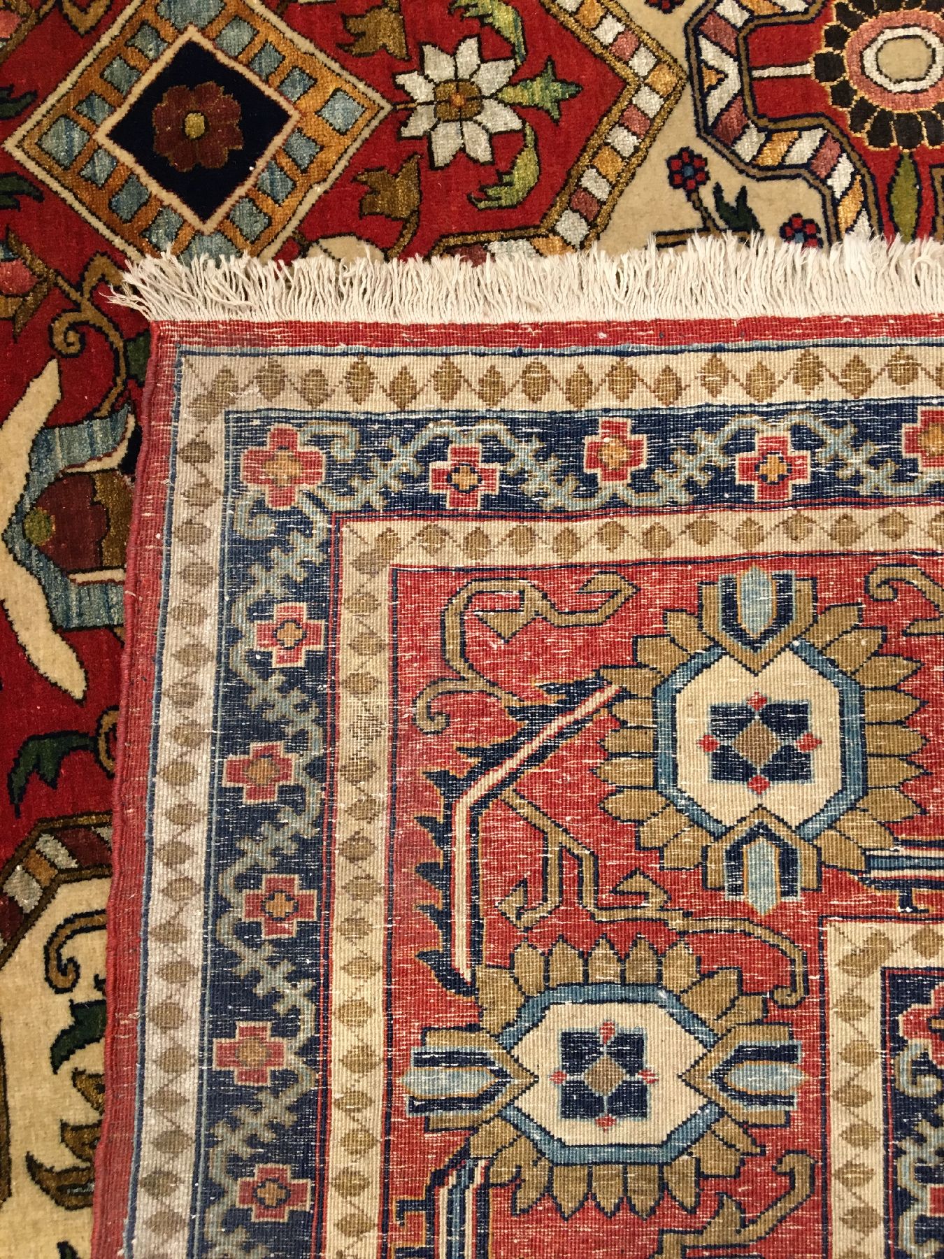 Detail i: Großer feiner Ghom "Shakeri" (Part-Silk) alt, Zentralpersien, um 1940, Korkwolle mit viel Seide geknüpft auf Baumwolle. Seltener ...