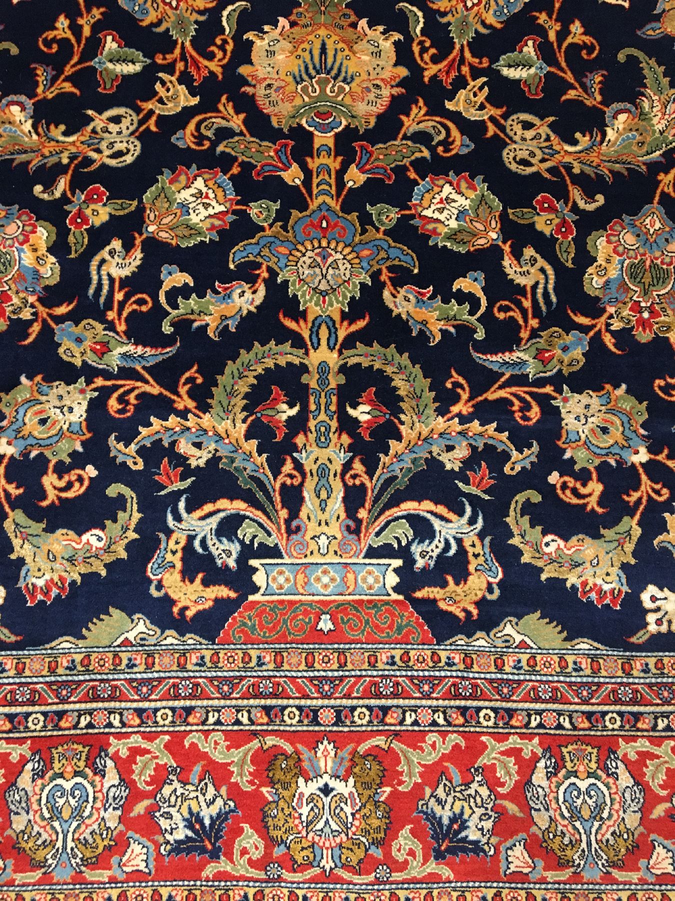 Detail b: Großer feiner Ghom "Shakeri" (Part-Silk) alt (Lebensbaum), Zentralpersien, um 1940, Korkwolle mit viel Seide geknüpft auf Seide. Feiner ...