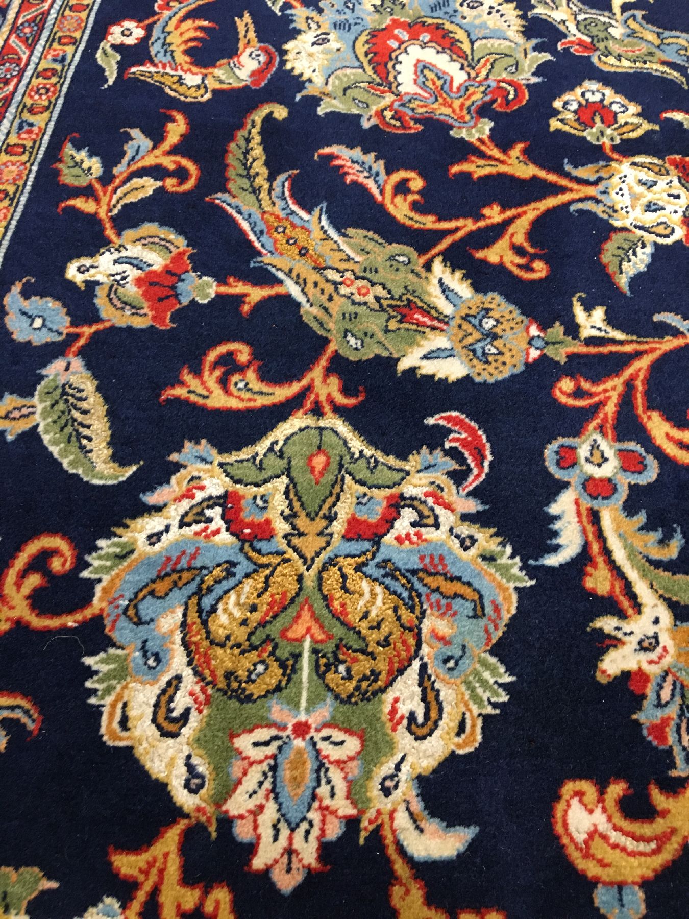 Detail e: Großer feiner Ghom "Shakeri" (Part-Silk) alt (Lebensbaum), Zentralpersien, um 1940, Korkwolle mit viel Seide geknüpft auf Seide. Feiner ...