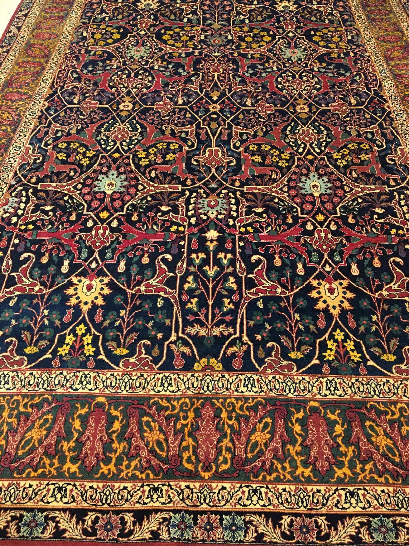 Detail a: Großer feiner Teheran antik, Zentralpersien, Ende 19.Jhd., Korkwolle geknüpft auf Baumwolle. Hochdekorativer Teppich mit Arabesken allover Muster ...