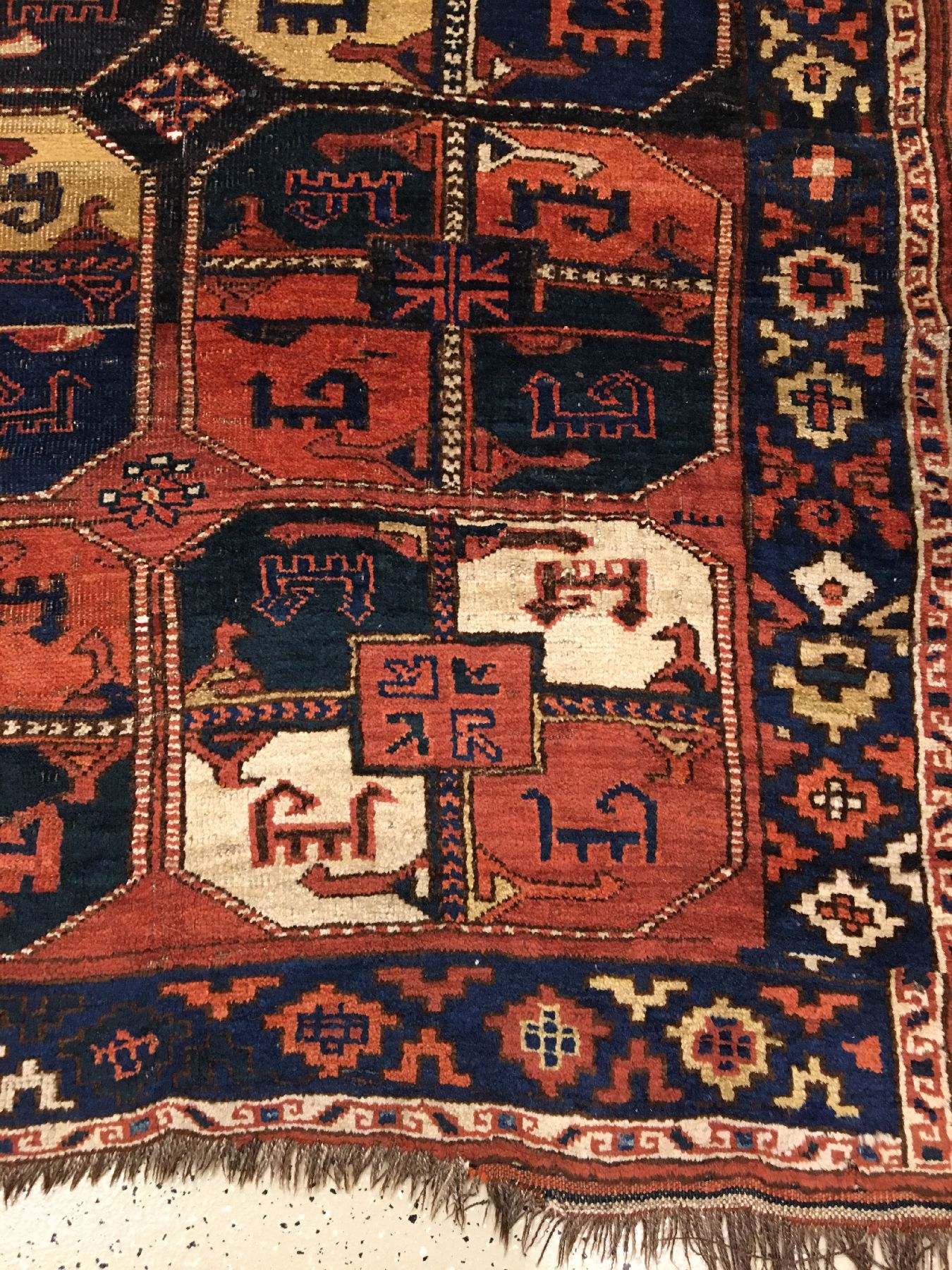 Detail c: Kirgisischer "Hauptteppich" antik (Publiziert Bei Martin Volkmann), Kirgisistan Amu-Darja Region, 19.Jhd., Wolle geknüpft auf ...