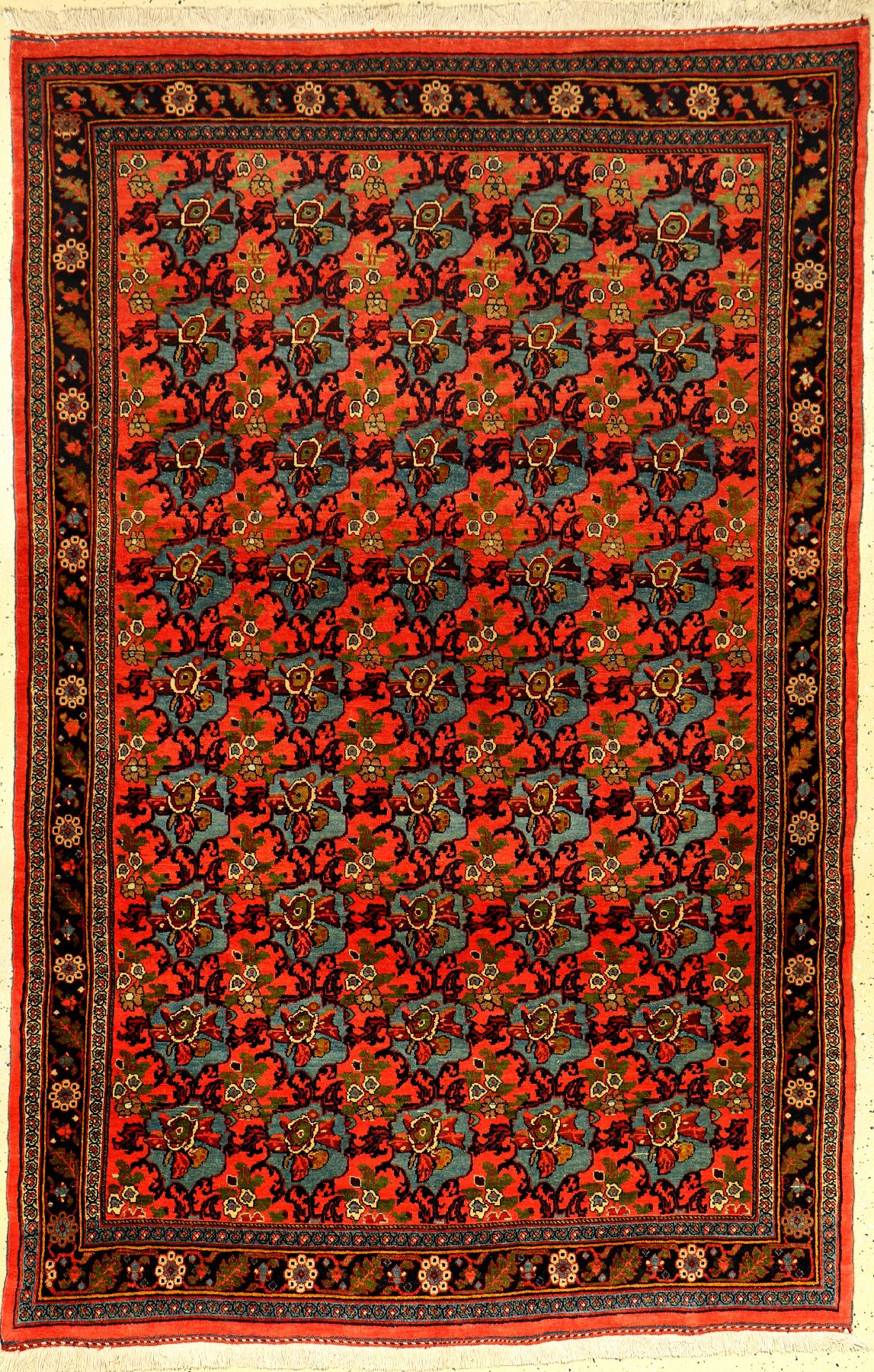 Feiner Bidjar antik, Nordwestpersien, um 1900, Korkwolle geknüpft auf Baumwolle. Feiner Bidjar mit erstklassigen und ausdrucksstarken Naturfarben. ...