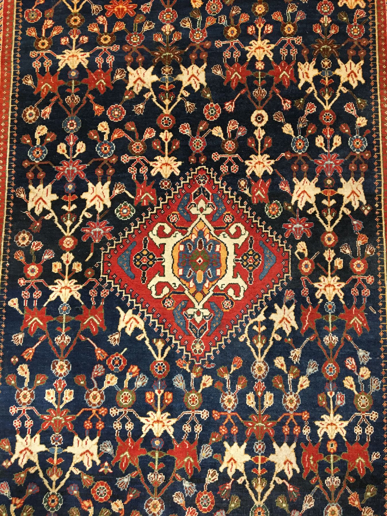 Detail c: Feiner Gaschgai "Gaschguli" antik, Südwestpersien Fars-Gebiet, Ende 19.Jhd., Wolle geknüpft auf Wolle. Feiner Knüpfteppich des ...