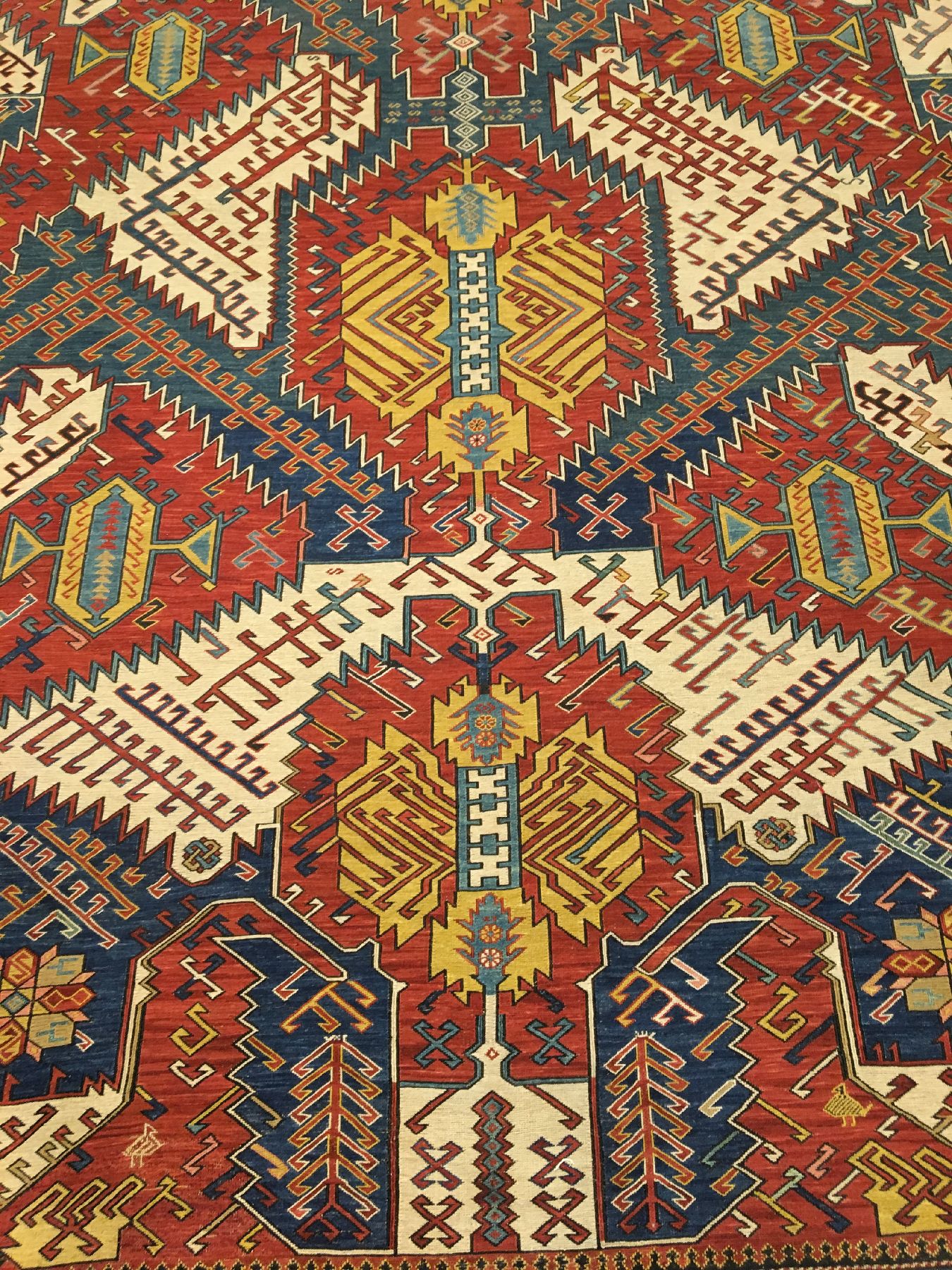 Detail b: Großer Drachen Sumakh antik, Ostkaukasus Kuba-Gebiet, 19.Jhd., Wolle gewebt auf Wolle. Seltener großformatiger Sumakh aus der Kuba-Region mit ...