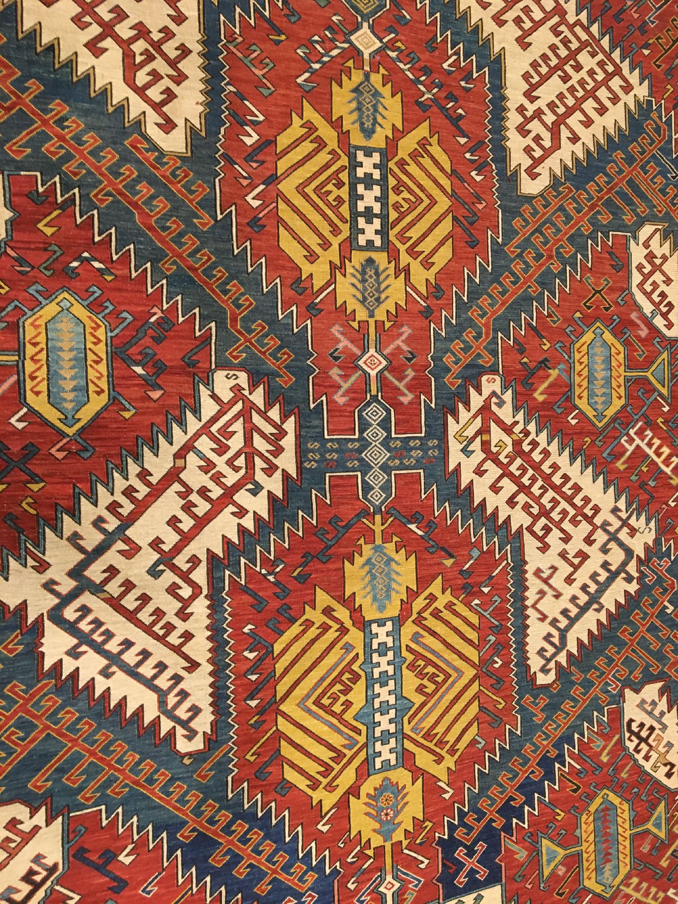 Detail c: Großer Drachen Sumakh antik, Ostkaukasus Kuba-Gebiet, 19.Jhd., Wolle gewebt auf Wolle. Seltener großformatiger Sumakh aus der Kuba-Region mit ...