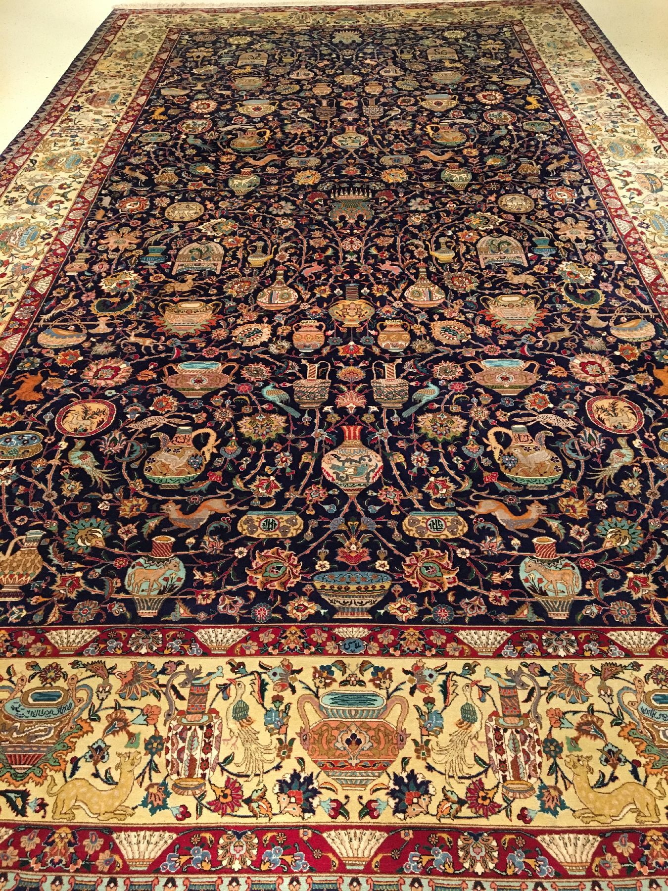 Detail a: Großer feiner Täbriz "Palasi" (Part-Silk) "Schloss-Palastteppich" alt "Vasenteppich" (Signiert) "50 RAJ" ...