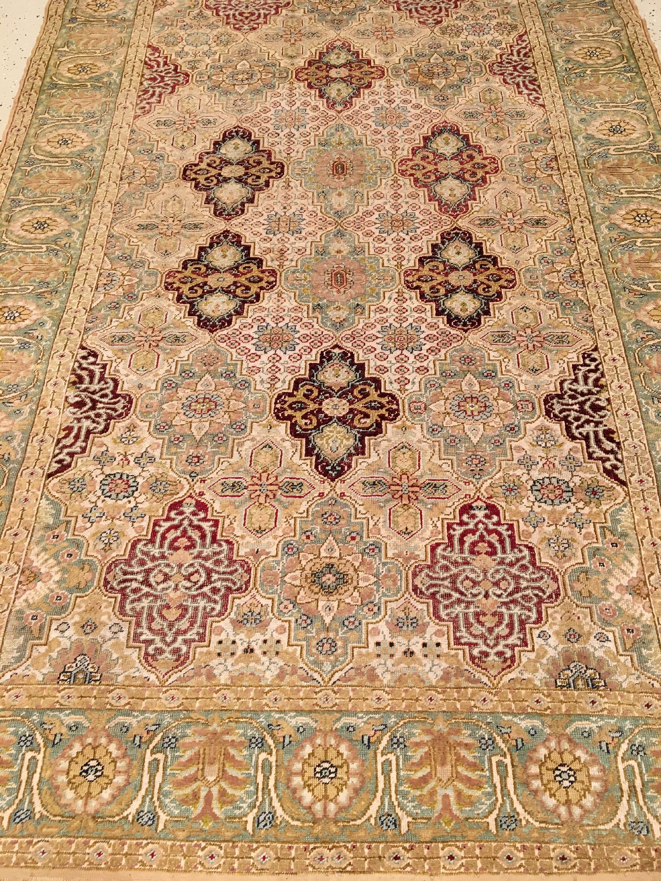 Detail a: Seiden Kaisery "Flosh" antik, Türkei, um 1890, Floshseide geknüpft auf Baumwolle. Dekorativer Seidenflosh Kaisery mit allover Muster und ...