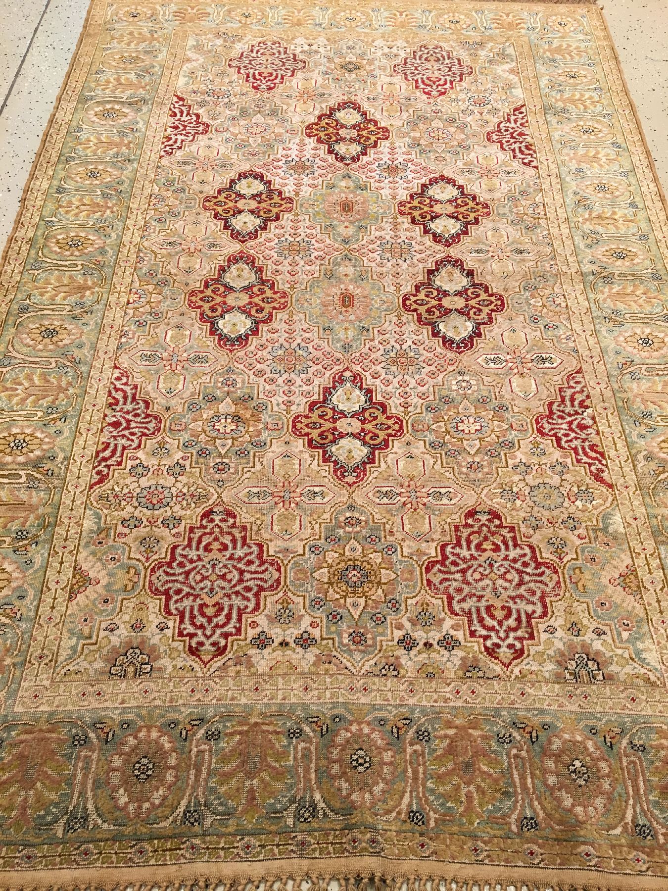 Detail b: Seiden Kaisery "Flosh" antik, Türkei, um 1890, Floshseide geknüpft auf Baumwolle. Dekorativer Seidenflosh Kaisery mit allover Muster und ...