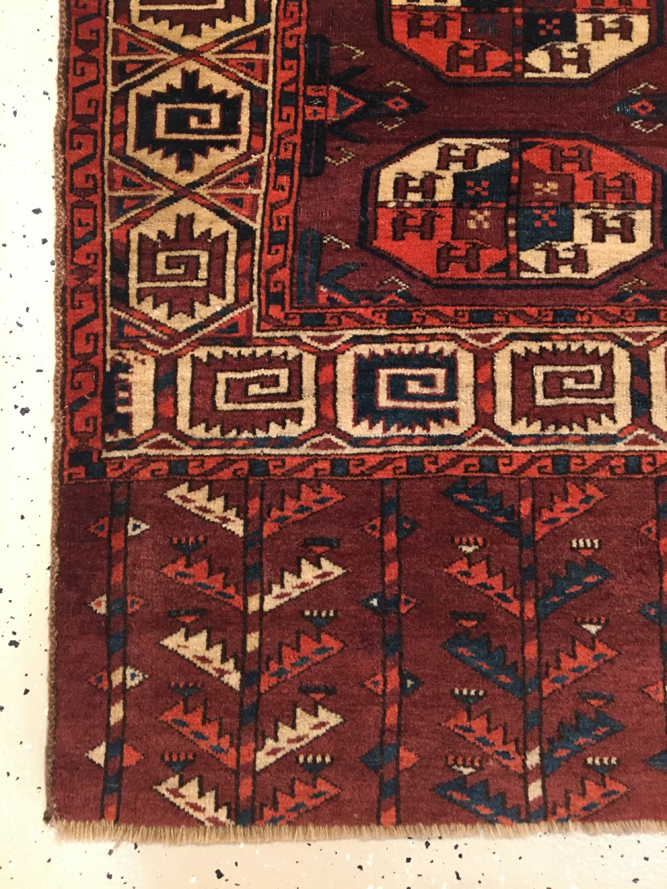 Detail e: Feiner Karadaschli "Hauptteppich" antik, Turkmenistan, frühes 19.Jhd., Wolle geknüpft auf Wolle. Fein geknüpfter Hauptteppich der ...