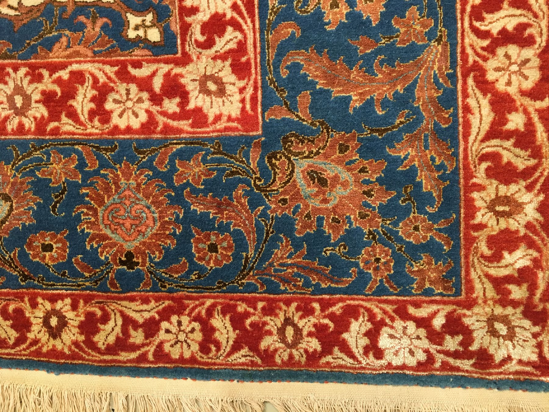 Detail g: Seltener großer feiner Teheran "Part-Silk" alt, Zentralpersien, um 1940, Korkwolle mitviel Seide geknüpft auf Baumwolle. Hochdekorativer ...