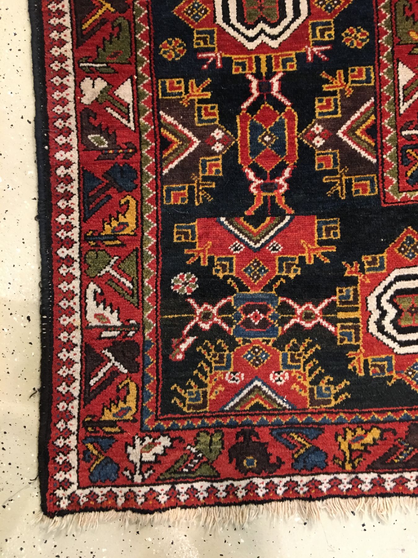 Detail f: Großer Bachtiari "Khan-Teppich" antik, Westliches Zentralpersien, um 1890/1900, Wolle geknüpft auf Baumwolle. Seltener und farbenfroher ...