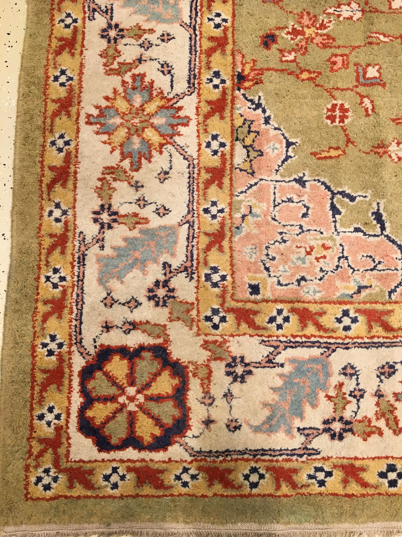 Detail b: Grüner Machilipatnam "Teppich" antik, Südostindien, Ende 19.Jhd., Wolle geknüpft auf Baumwolle. Hochdekortiver indischer Knüpfteppich ...