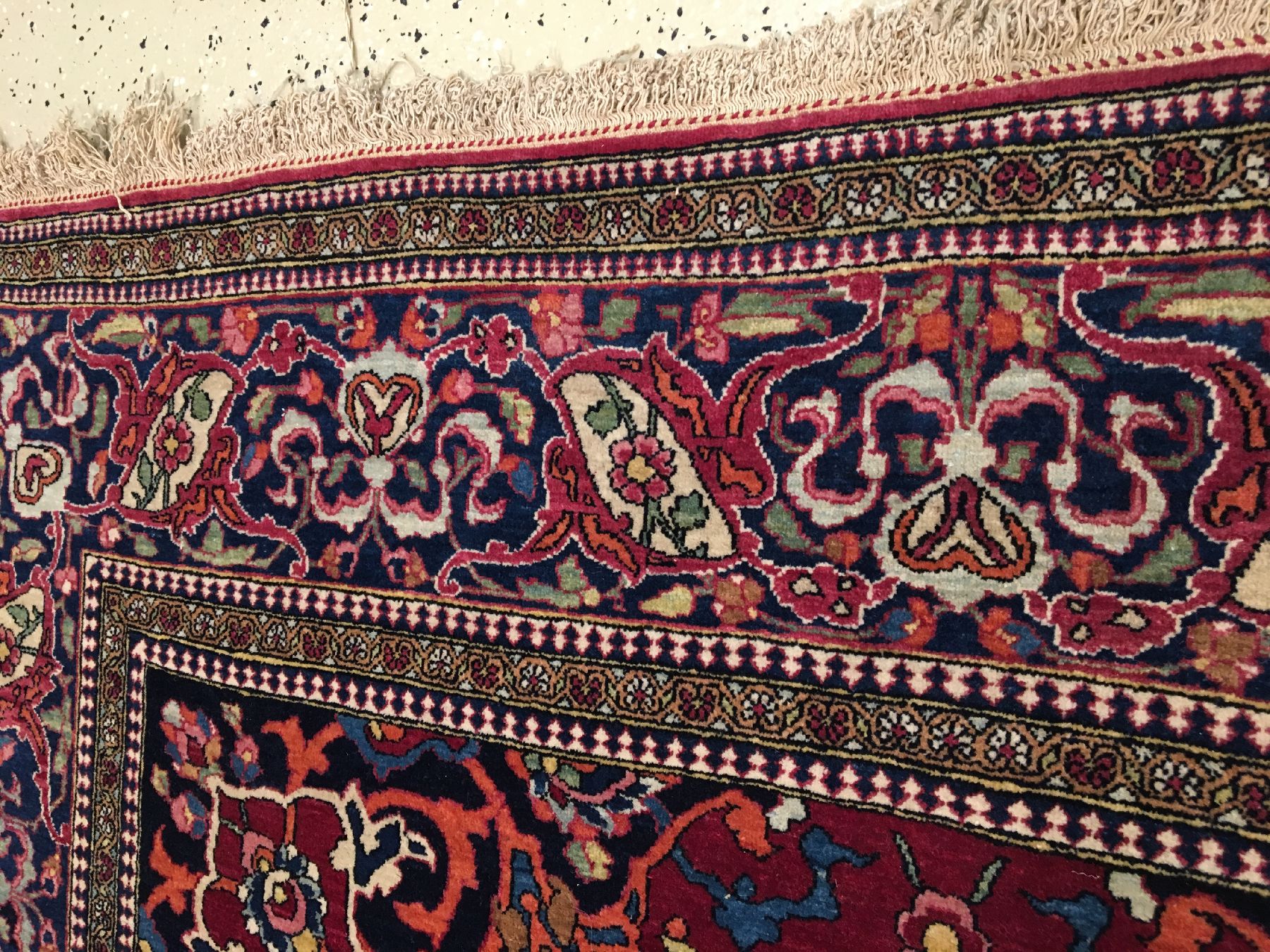 Detail e: Feiner Esfahan "Ahmad" antik, Zentralpersien, um 1900, Korkwolle geknüpft auf Baumwo lle. Feiner Esfahan aus den Meisterwerkstätten Agha ...