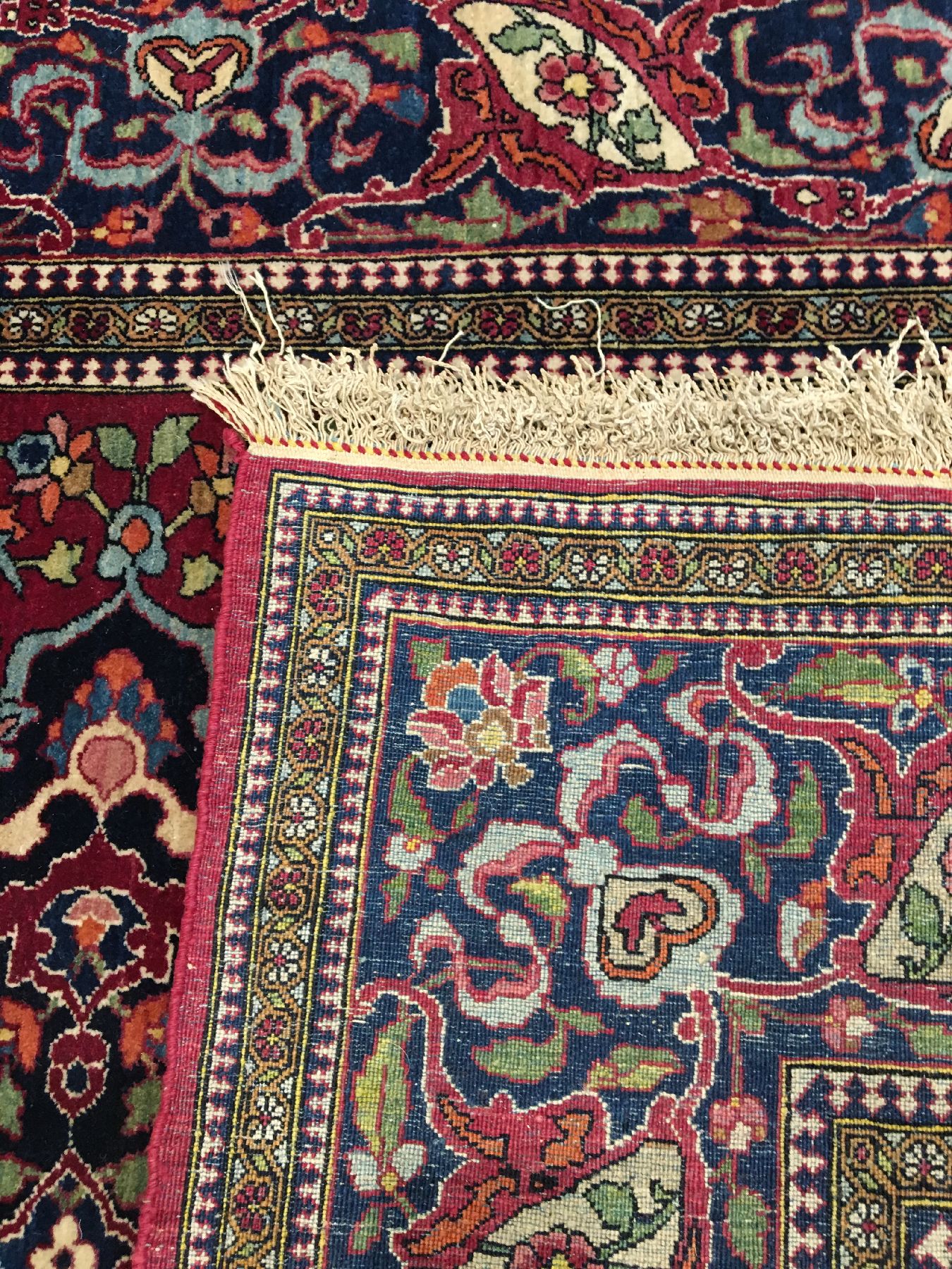 Detail f: Feiner Esfahan "Ahmad" antik, Zentralpersien, um 1900, Korkwolle geknüpft auf Baumwo lle. Feiner Esfahan aus den Meisterwerkstätten Agha ...