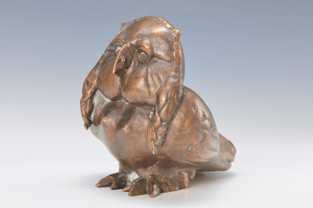 Gernot Rumpf, geb. 1941 Kaiserslautern, Eulendritsche, Bronzeguß, signiert, num. 6/25, Gießerstempel Strehle, H. ca. 16cm