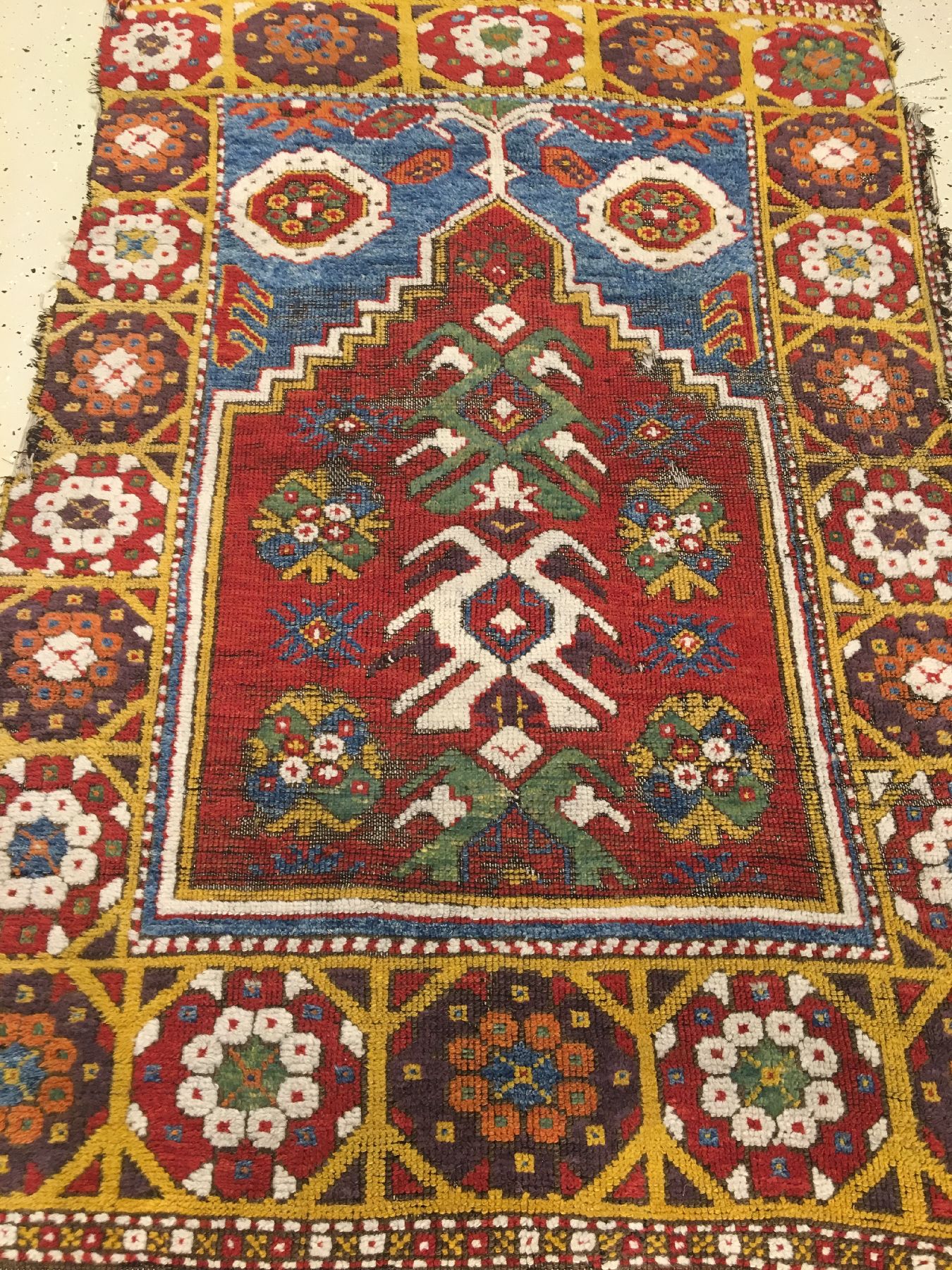 Detail a: Seltener früher Zentralanatolischer Dorf "Gebetsteppich" antik, Zentralanatolien wohl Konya-Region, um 1800 oder früher, Wolle geknüpft ...