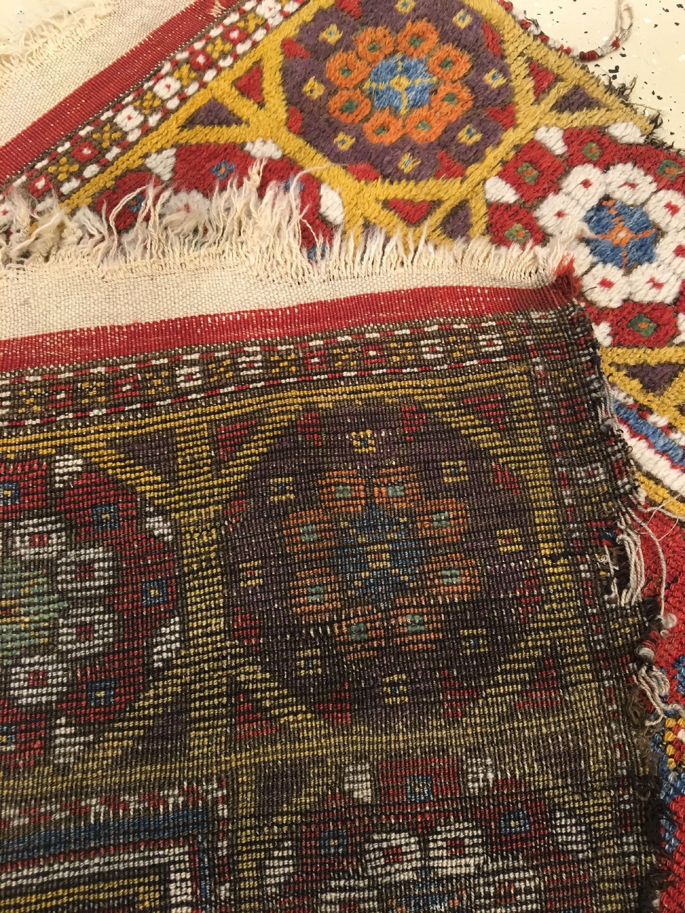Detail i: Seltener früher Zentralanatolischer Dorf "Gebetsteppich" antik, Zentralanatolien wohl Konya-Region, um 1800 oder früher, Wolle geknüpft ...
