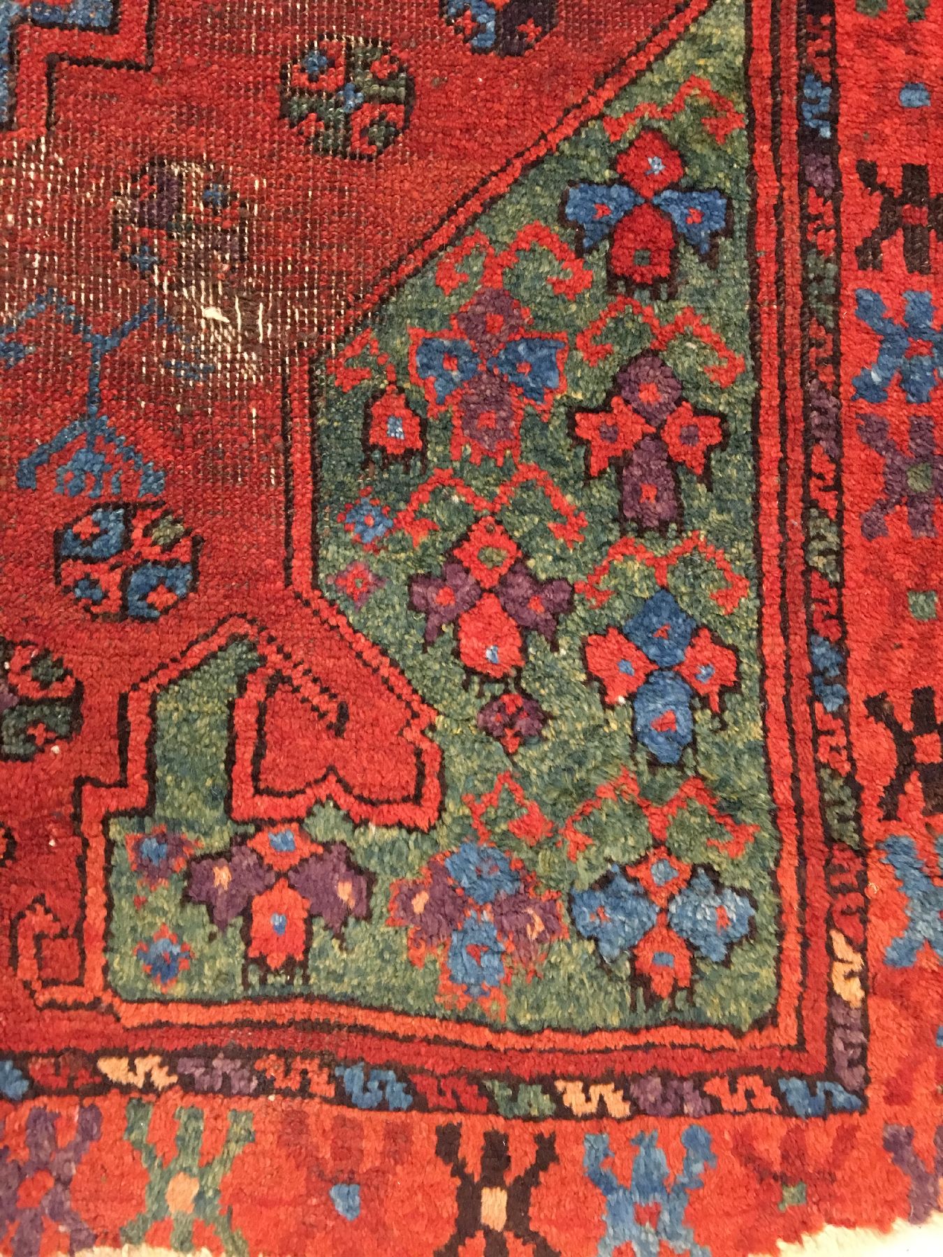 Detail h: Karapinar "Galerie" antik, Zentralanatolien Konya-Region, Mitte 19.Jhd., Wolle geknüpft auf Wolle. Früher Karapinar Teppich im Galerie ...
