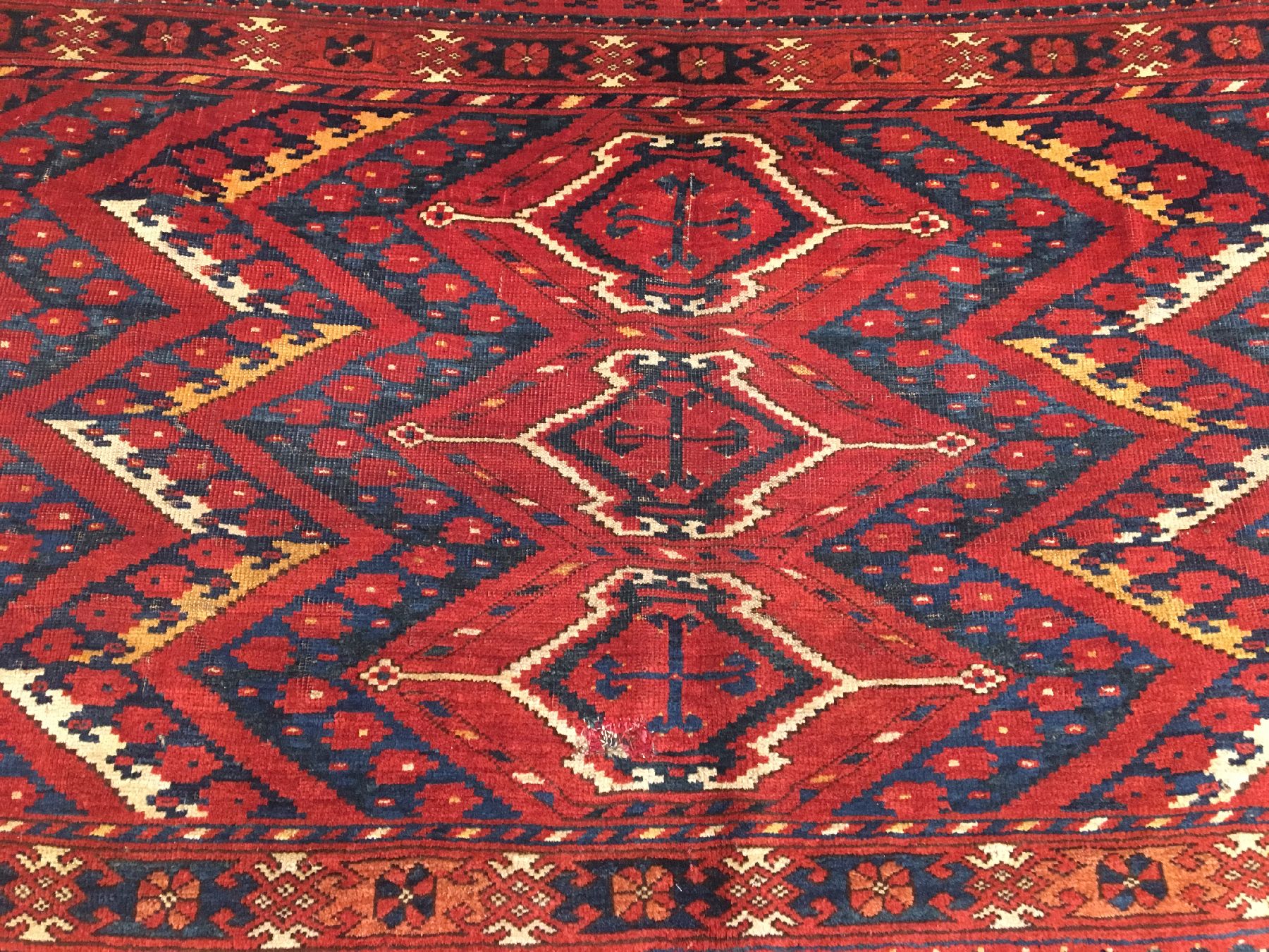 Detail b: Ersari "Tschowal" antik, Turkmenistan Amu-Darja Region, frühes 19.Jhd., Wolle geknüpft auf Wolle/Ziegenhaar. Früher Tschowal aus der ...