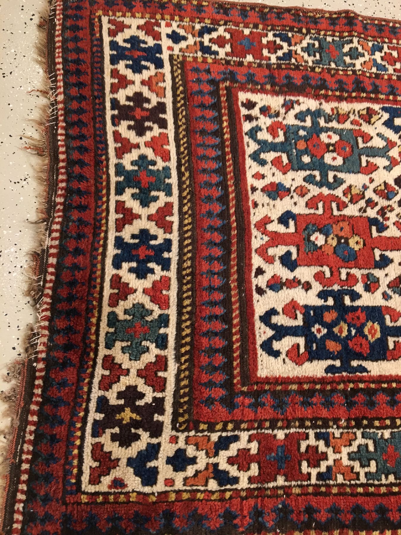 Detail f: Seltener weißgrundiger Schahsavan antik, Nordwestpersien, 19.Jhd., Wolle geknüpft auf Wolle. Weißgrundiger Schahsavan mit gutem ursprünglichen ...