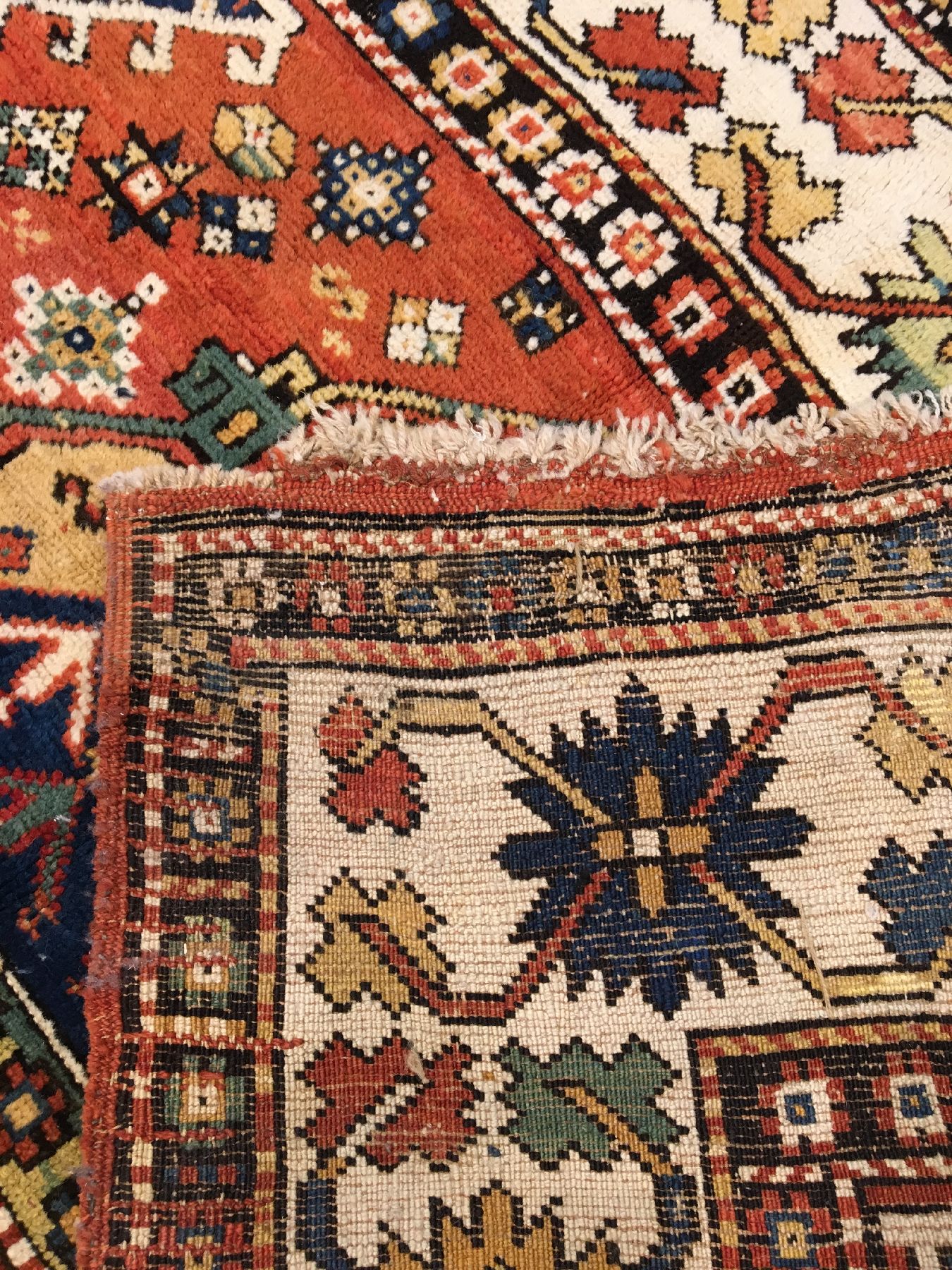 Detail h: Großer Kasak antik, Nordostkaukasus Dagestan-Gebiet, 19.Jhd., Wolle geknüpft auf Wolle. Seltener großformatiger kaukase mit Ghirlandaio Muster ...
