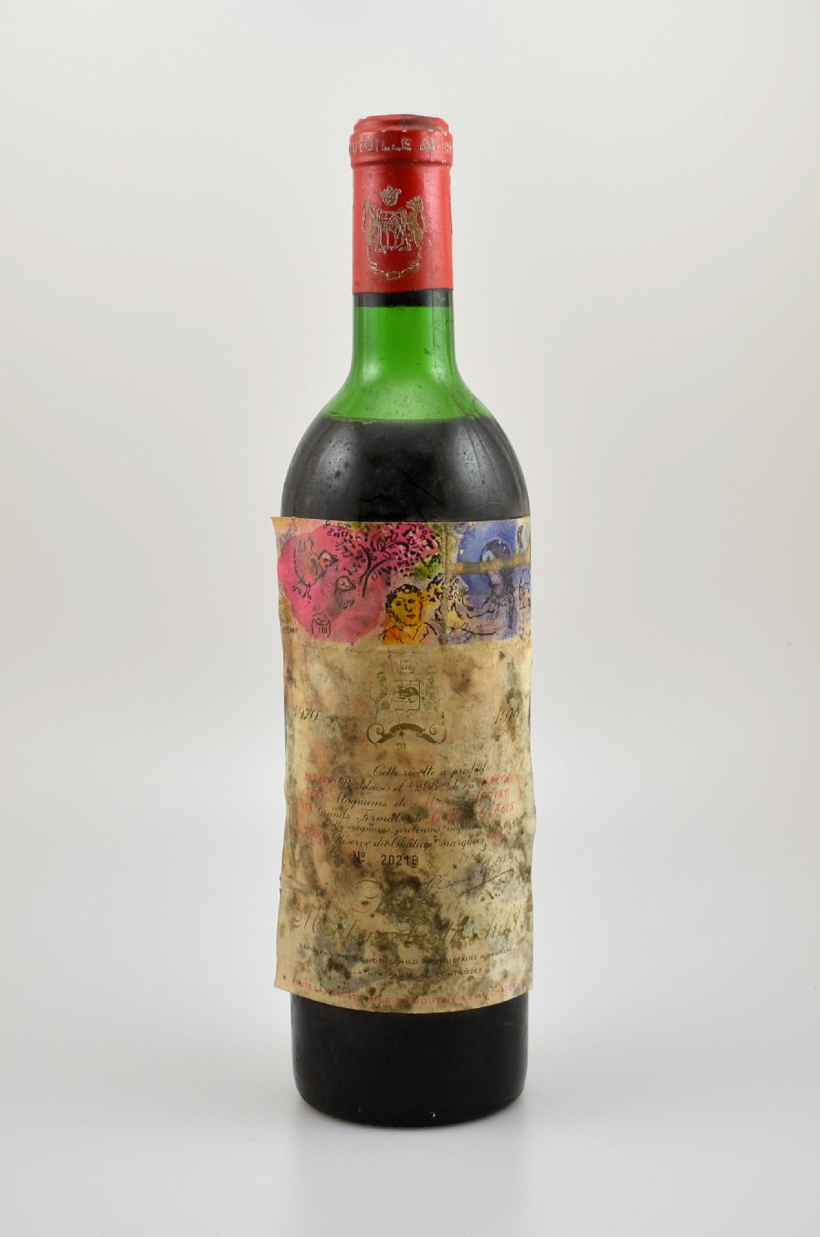 1 Flasche 1970 Chateau Mouton Rothschild, Pauillac, Grand Cru Classe, Füllstand: ca. upper mid shoulder, Etikett stärker beschmutzt, unverkostet, ...