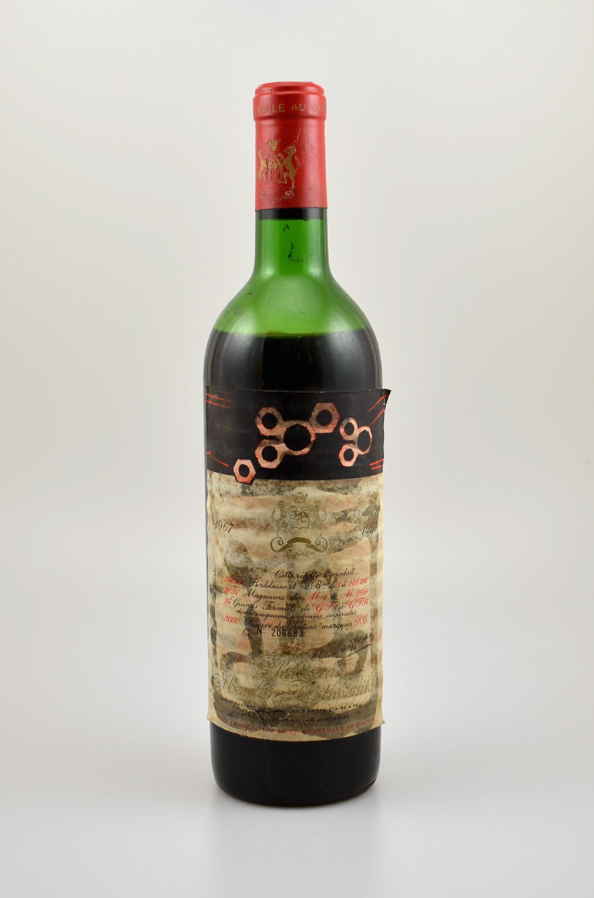 1 Flasche 1967 Chateau Mouton Rothschild, Pauillac, Grand Cru Classe, Füllstand: ca. low shoulder, Etikett beschmutzt bzw. besch., unverkostet, ...