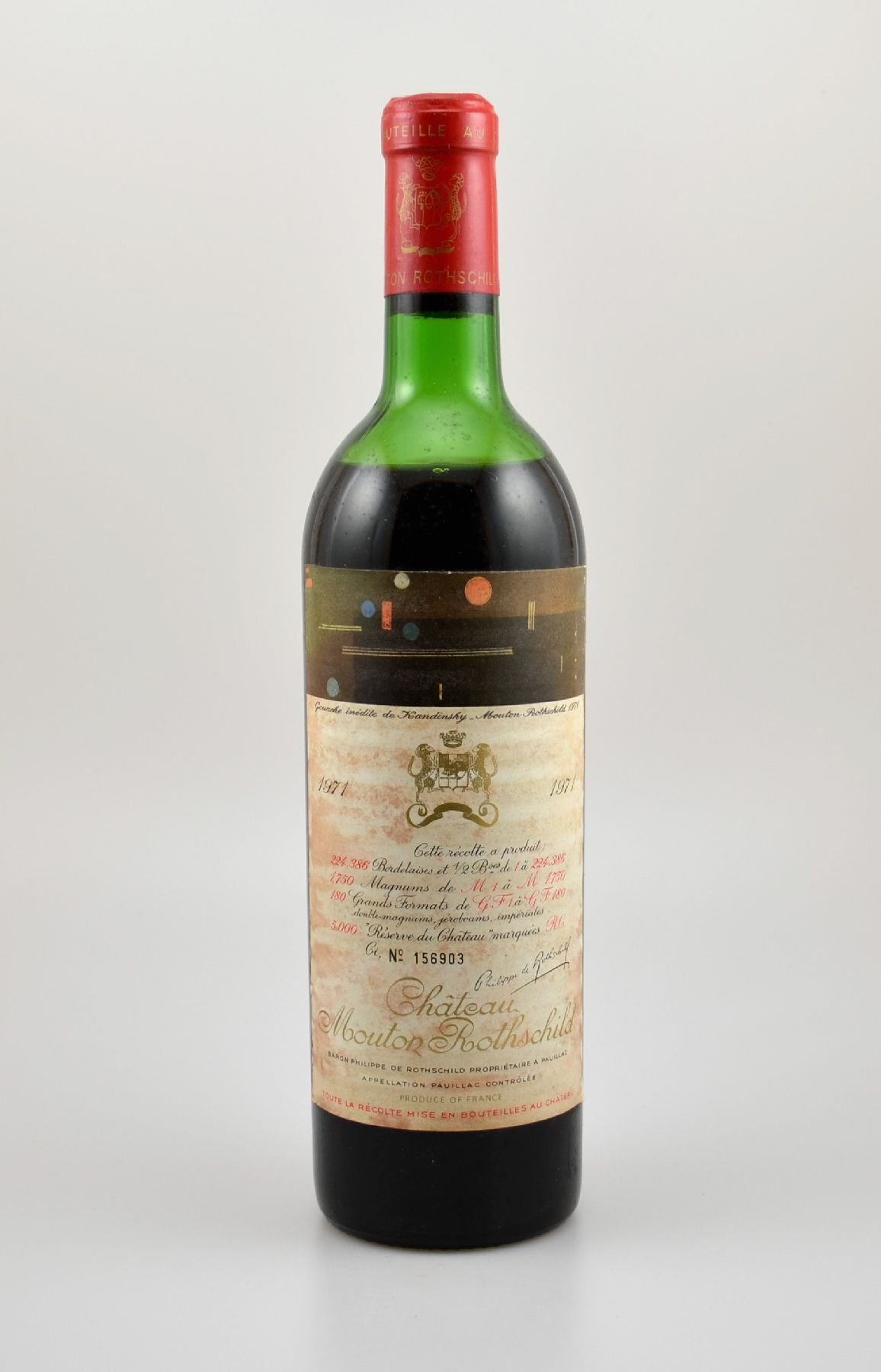 1 Flasche 1971 Chateau Mouton Rothschild, Pauillac, , Füllstand: ca. mid shoulder, Etikett beschmutzt, Bewertung: Falstaff Magazin 88/100 Punkte, ...