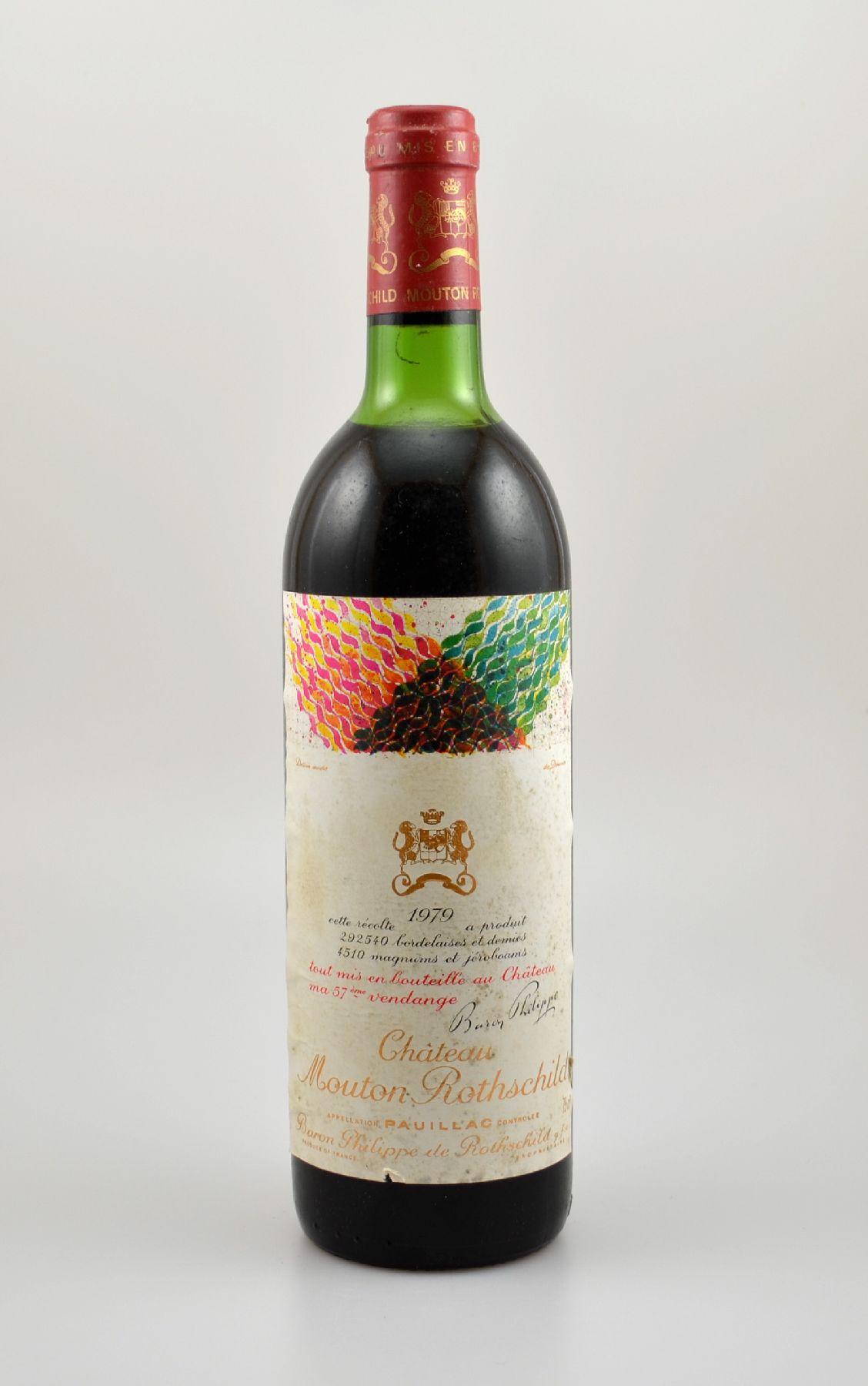 1 Flasche 1979 Chateau Mouton Rothschild, Pauillac, Premier Grand Cru Classe, ca. 75 cl, Füllstand: ca. upper mid shoulder, Etikett beschmutzt bzw. ...