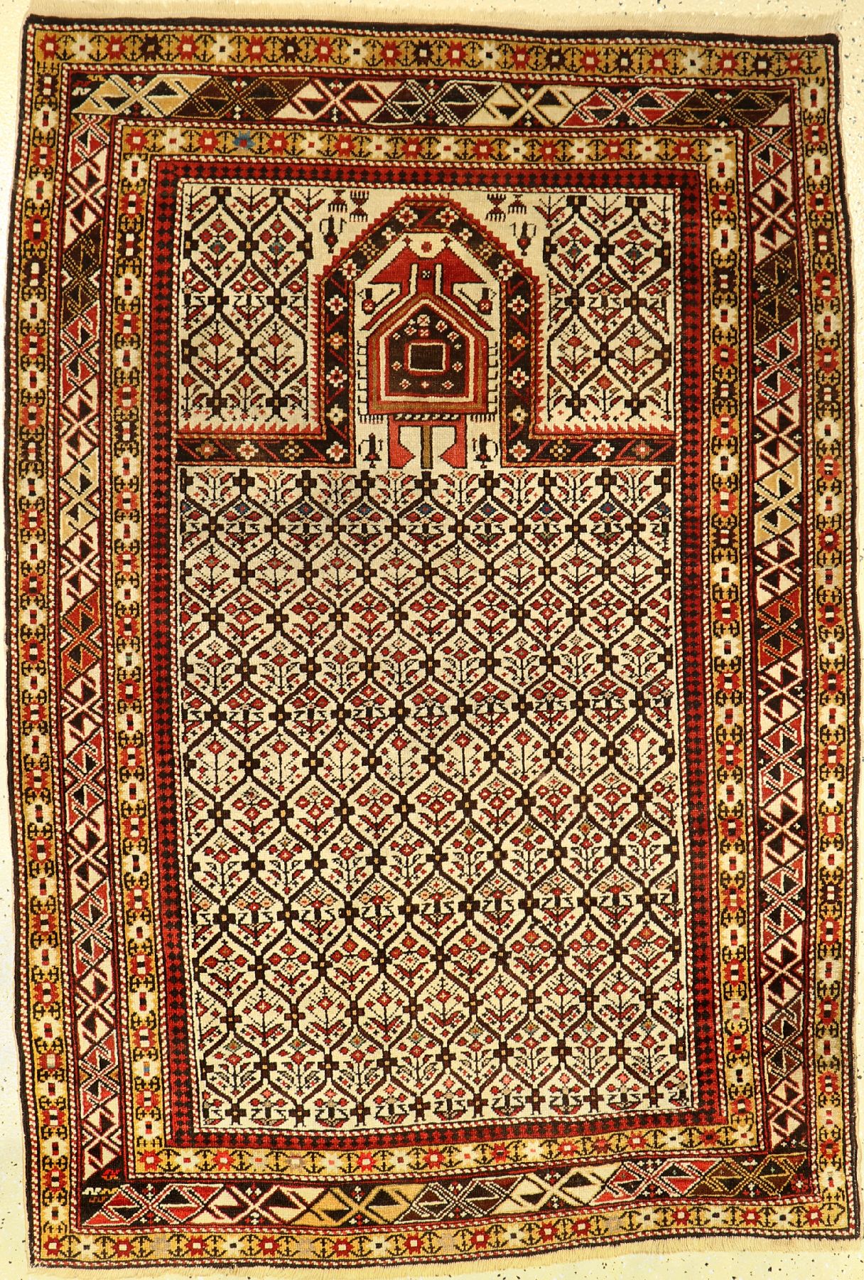 Shirwan Gebetsteppich, Kaukasus, um 1920, Wolle auf Baumwolle, ca. 170 x 117 cm, EHZ: 2-3