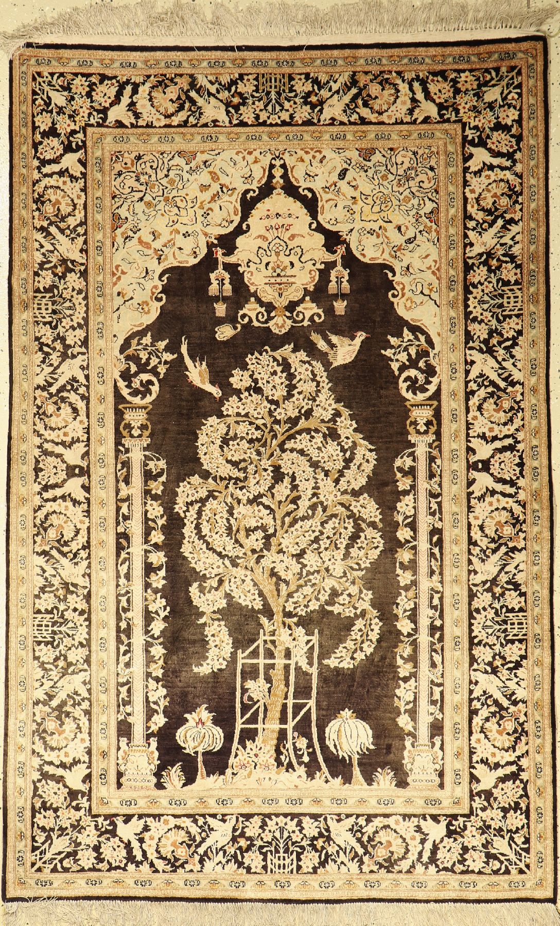 Seiden Keschan alt, Persien, um 1950, reineNaturseide, ca. 204 x 133 cm, EHZ: 2 (verblaßt)