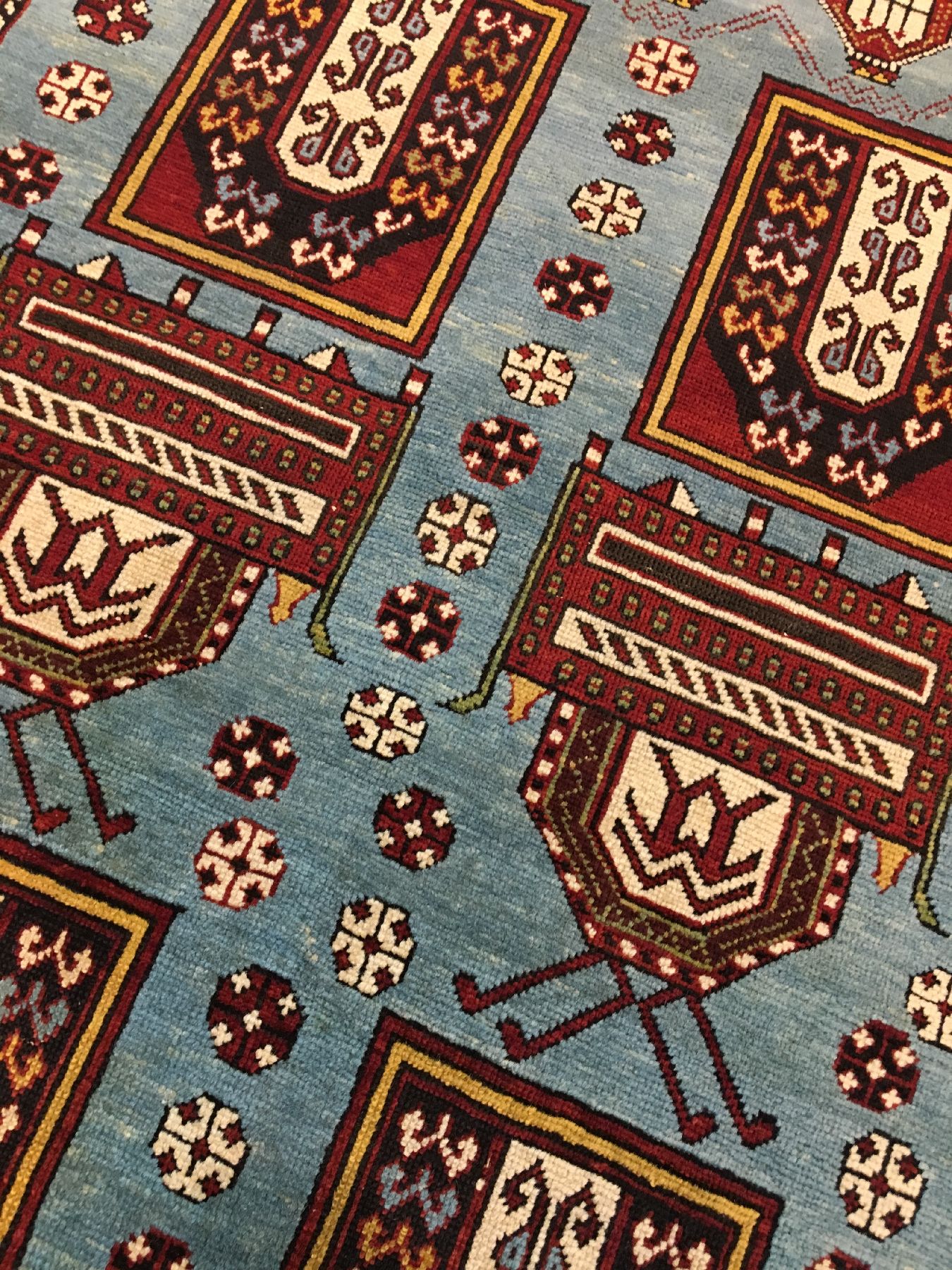 Detail d: Sehr feiner Marasali "Tachte" antik, Ostkaukasus Schirwan-Gebiet, 19.Jhd., Wolle geknüpft auf Wolle. Sehr fein geknüpfter Schirwan im ...
