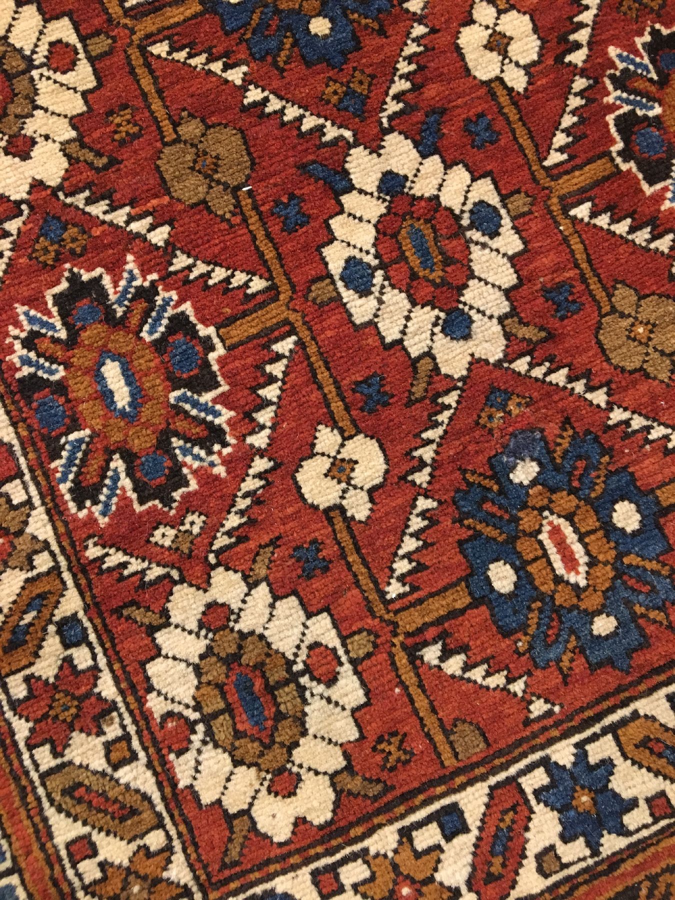 Detail c: Feiner Baku antik, Ostkaukasus, Ende 19.Jhd., Wolle geknüpft auf Wolle. Feiner Schirwan aus der Baku-Region mit allover Muster, ca. 150 x 122 cm, ...