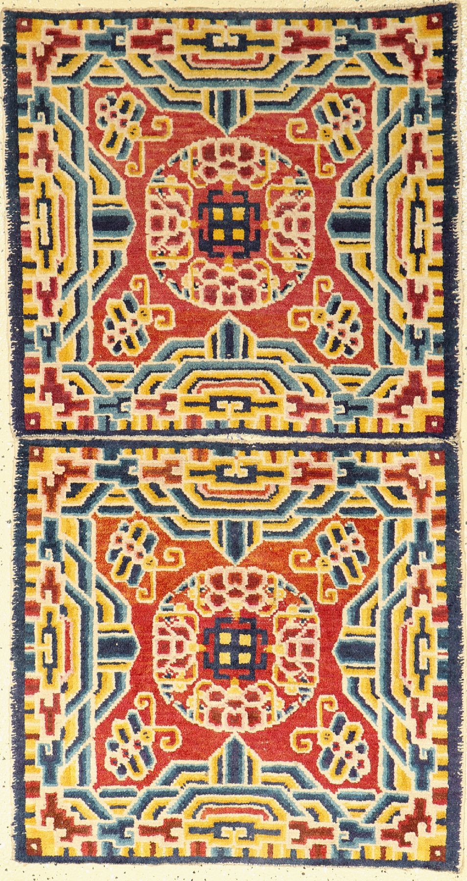 1 Paar Ning-Hsia alt, Westchina, um 1920, Wolle auf Baumwolle, ca. 70 x 75 cm, ca. 70 x 75 cm, EHZ: 3